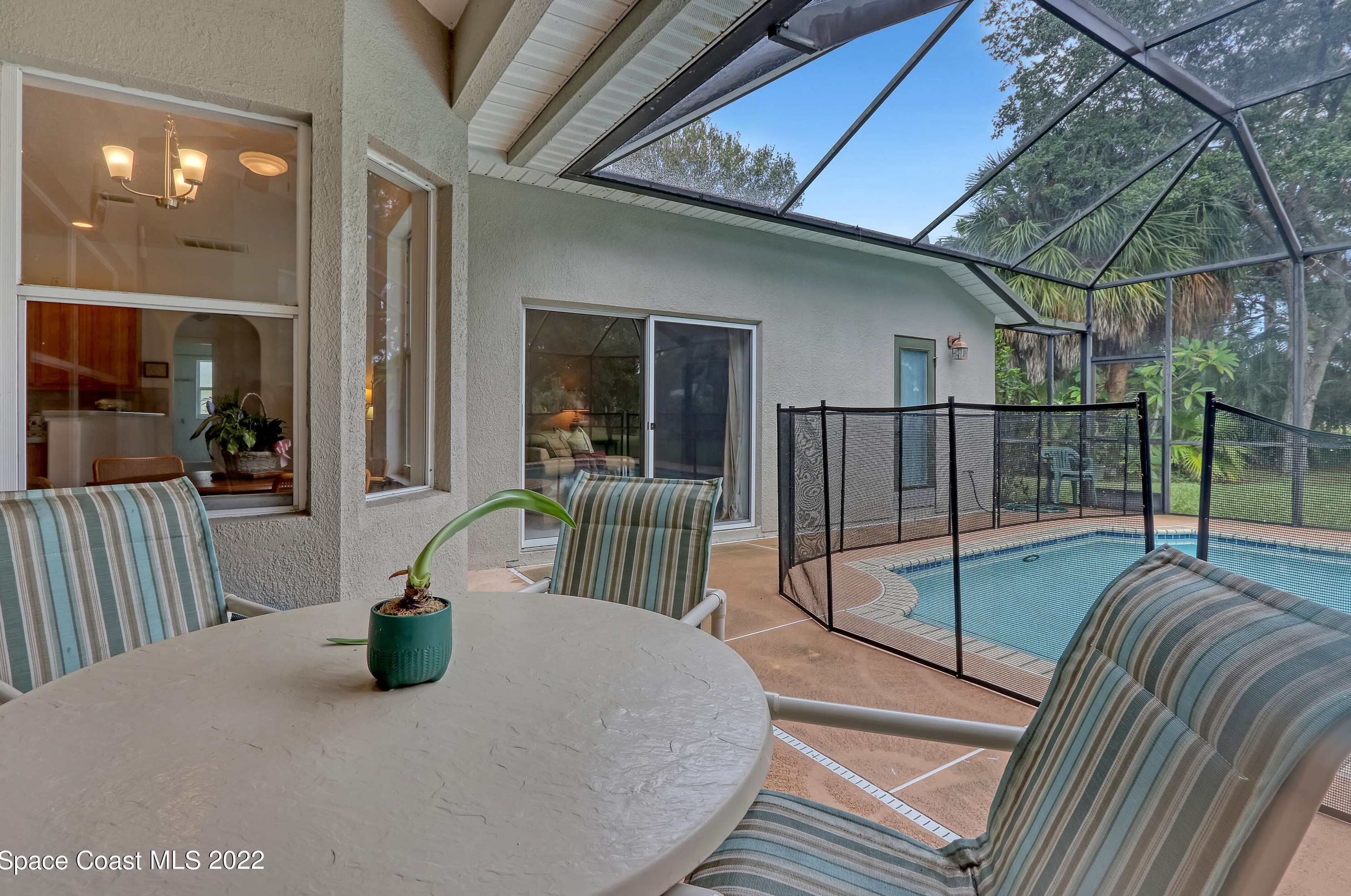 219 Brightwater Dr, Melbourne, FL 32909-2308