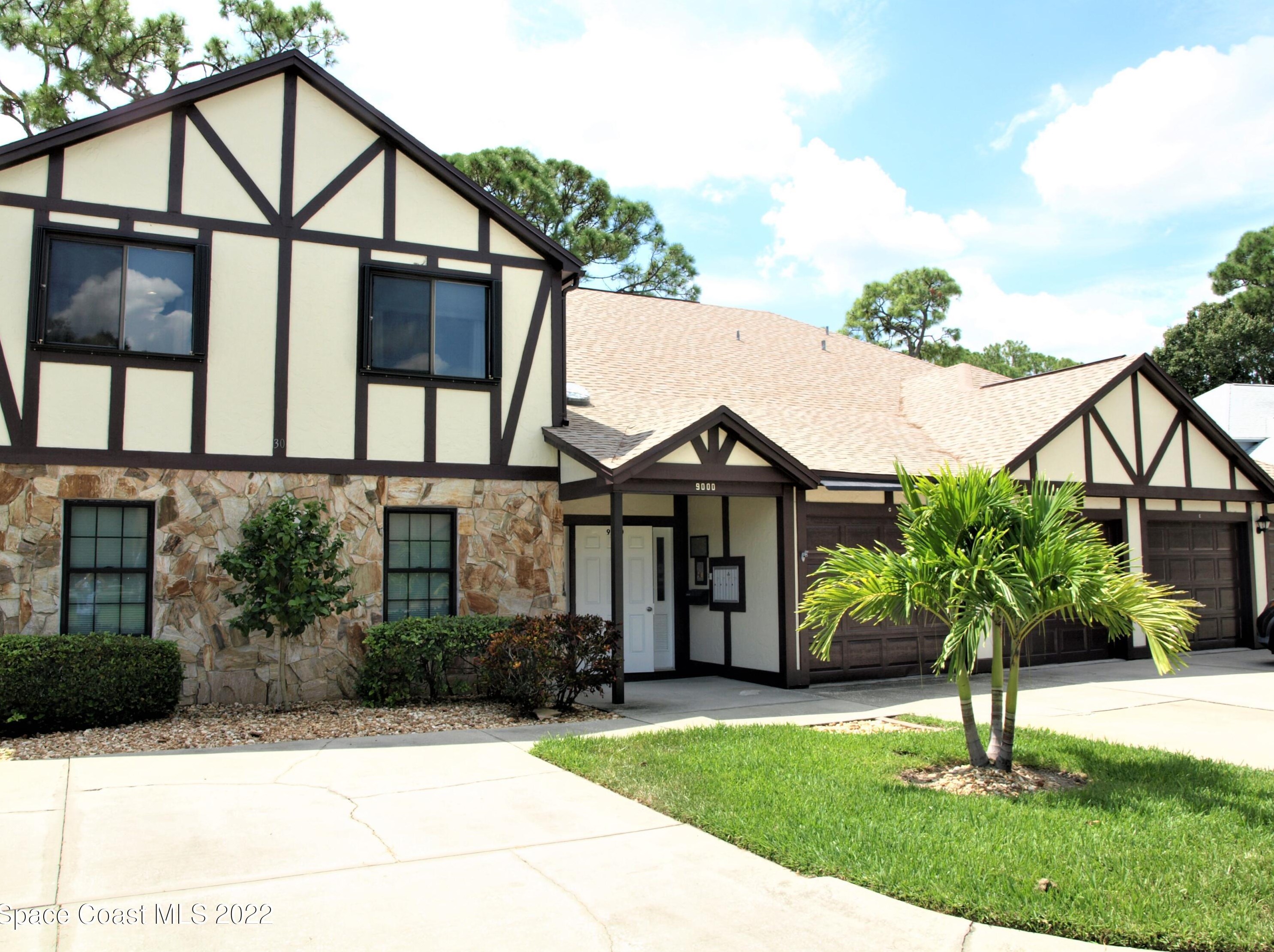 9000 Scarsdale Ct, Melbourne, FL 32904-2011