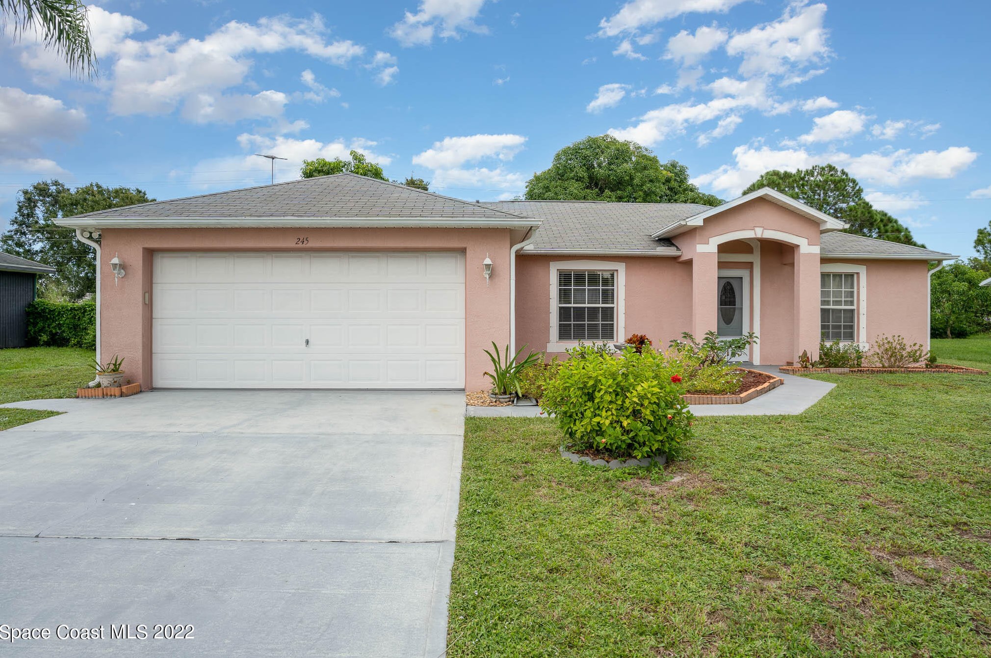 245 Haverford Ln, Melbourne, FL 32907-5513