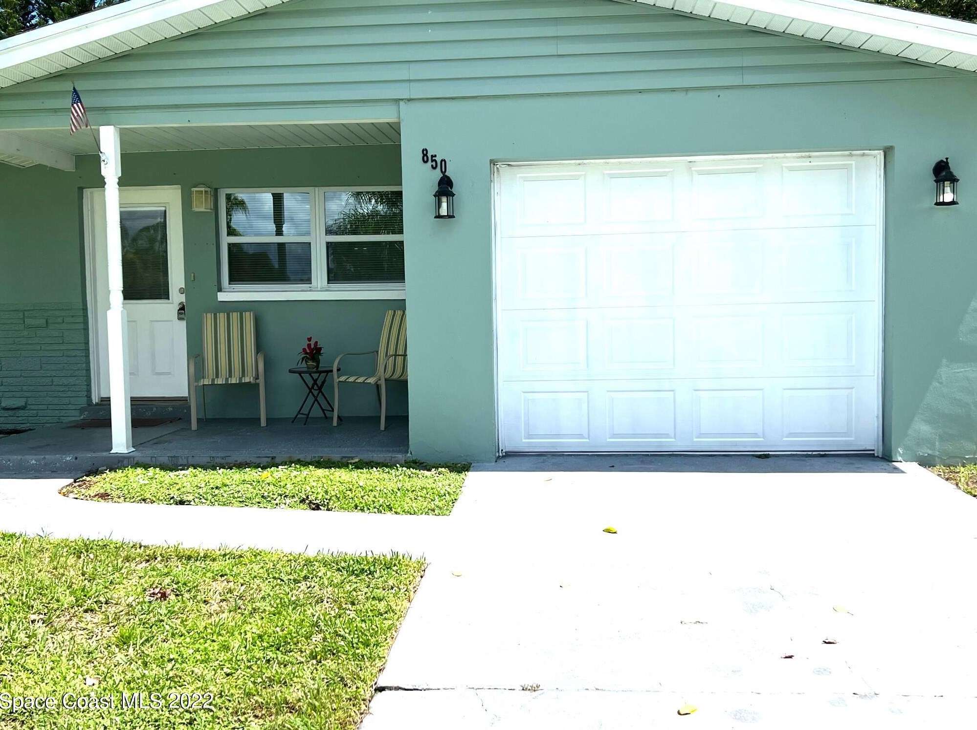 850 2nd St, Merritt Island, FL 32953