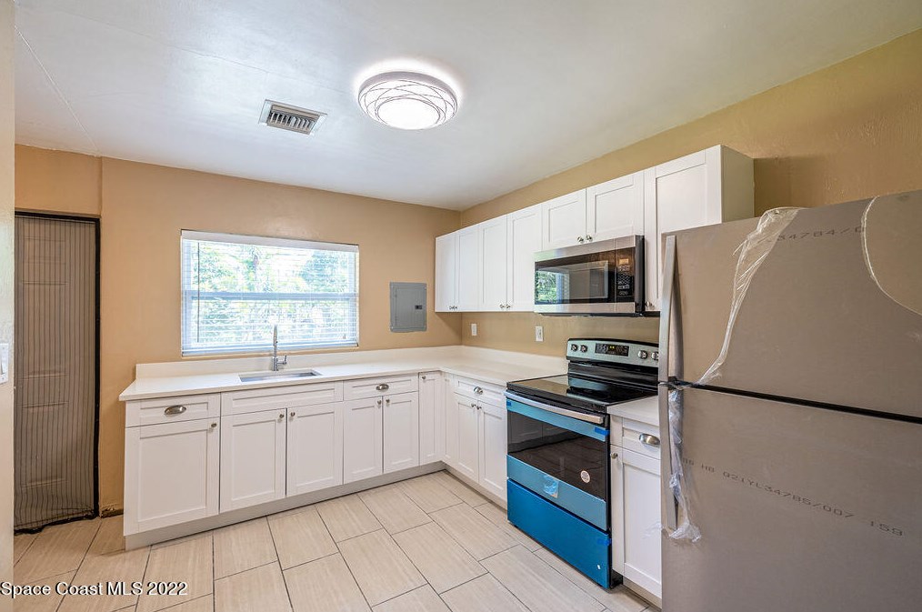 331 Patrick Cir, Melbourne, FL 32901