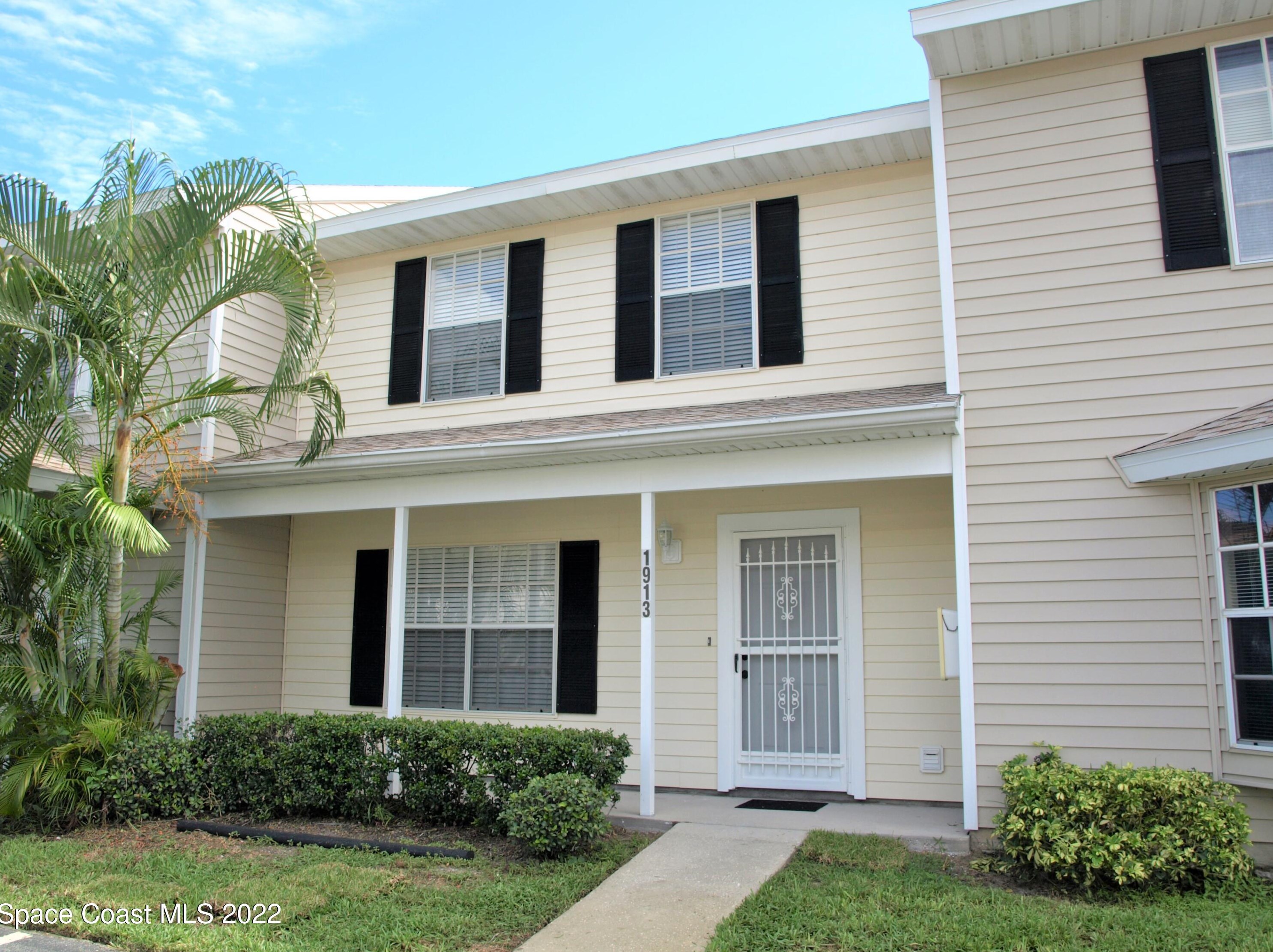 1913 Manor Dr, Melbourne, FL 32905-3110
