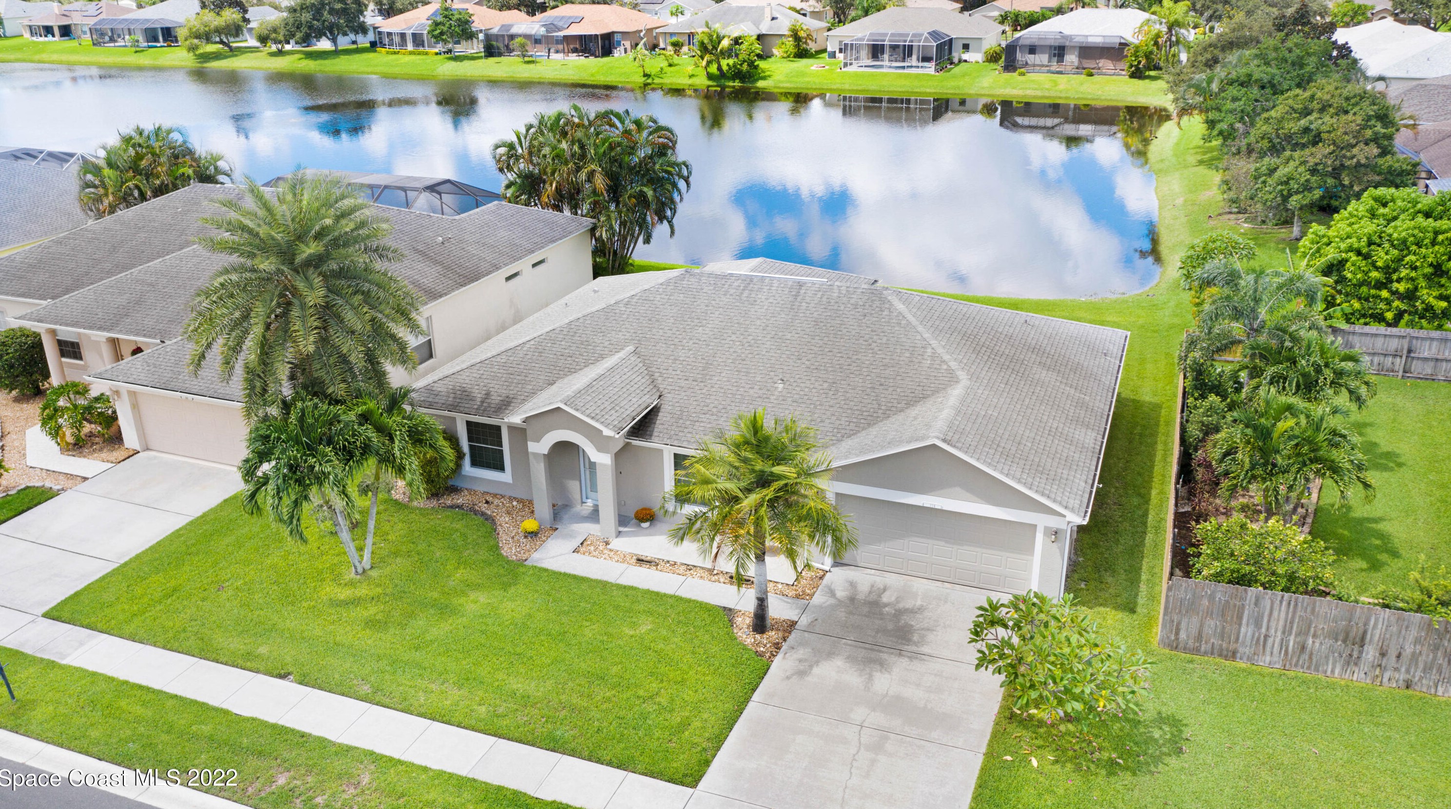 734 Triple Crown Ln, Melbourne, FL 32904-7314