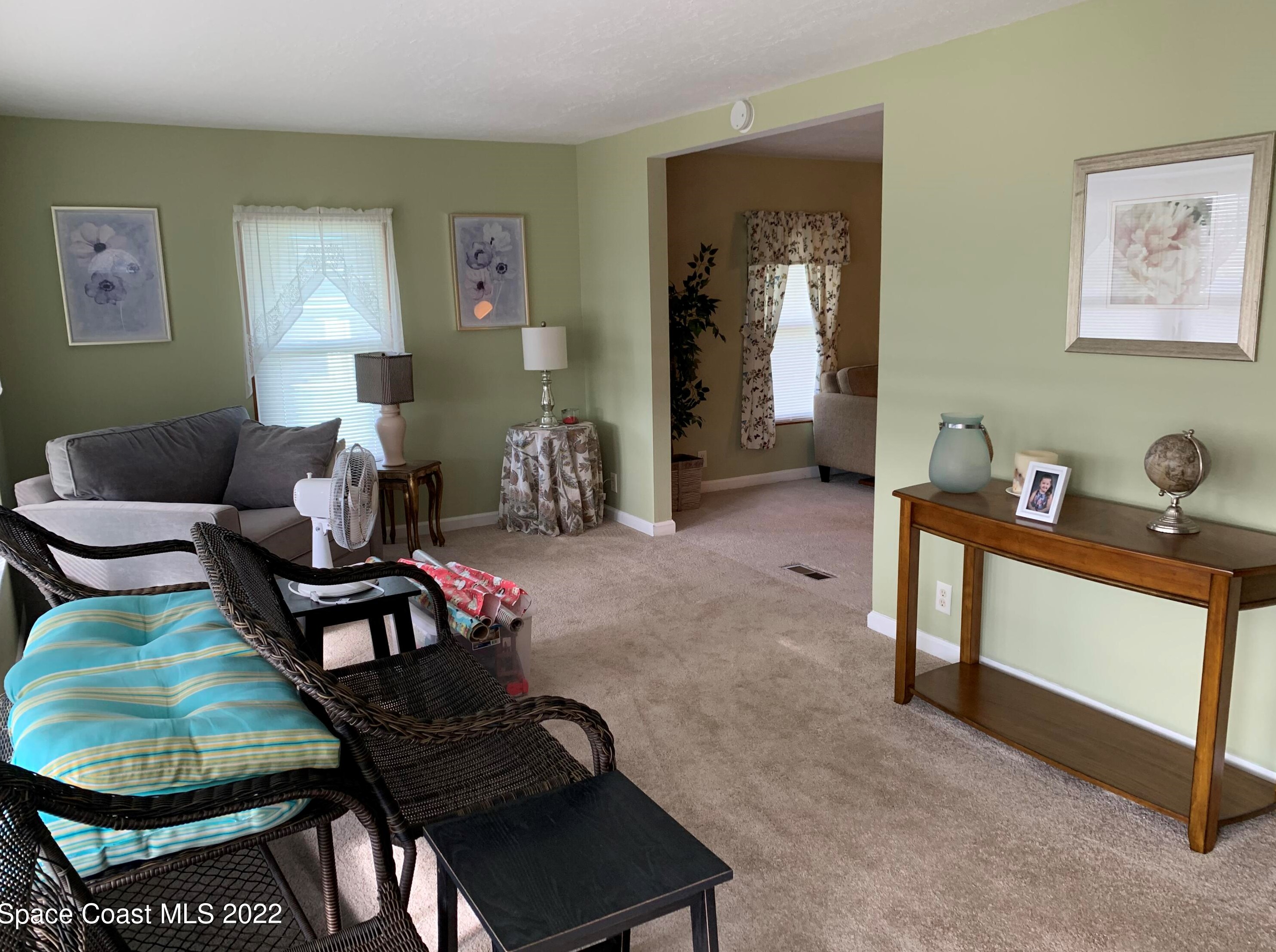 1203 Marigold Dr, Sebastian, FL 32976