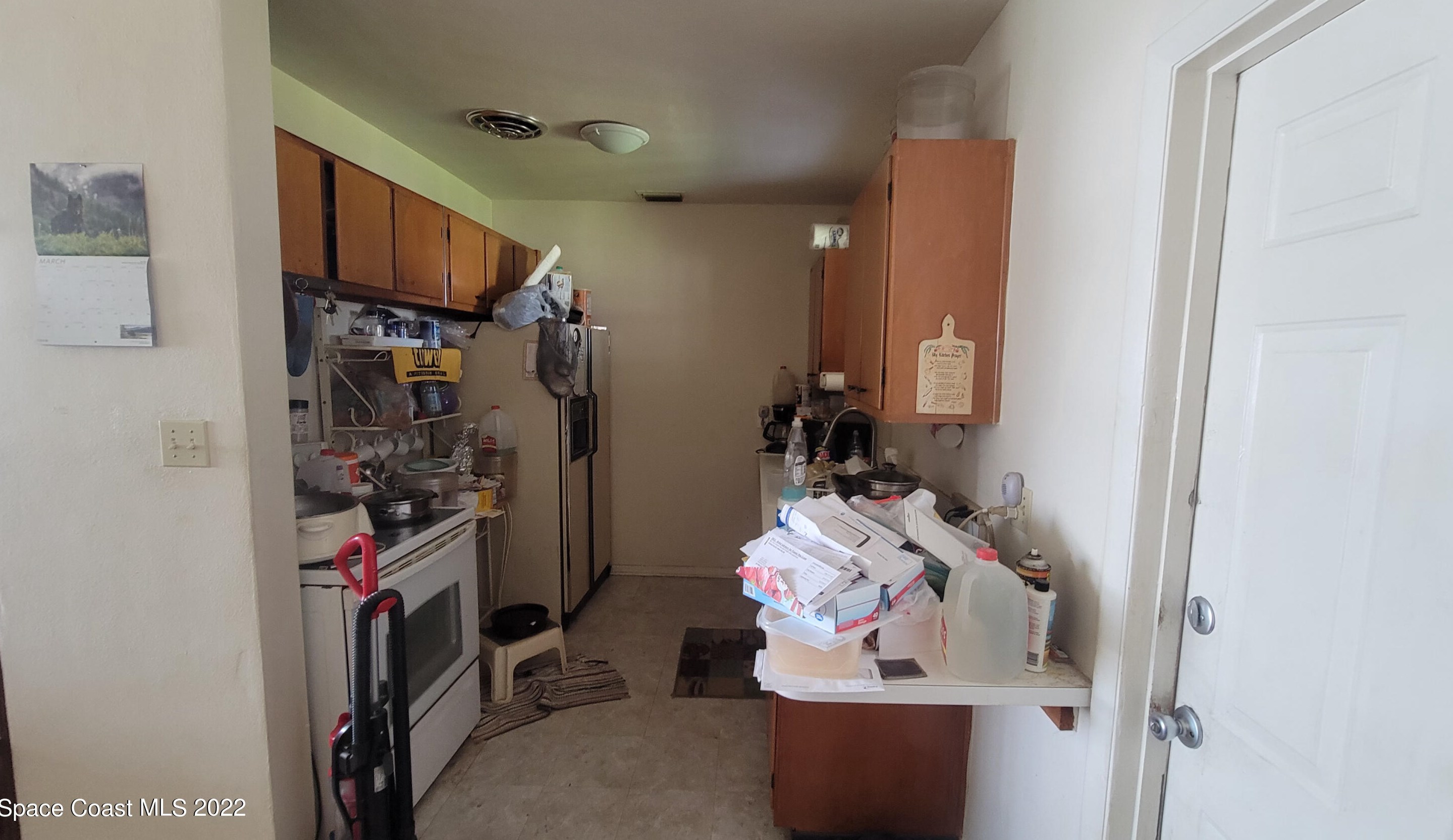 2905 Rollins St, Melbourne, FL 32901-6905