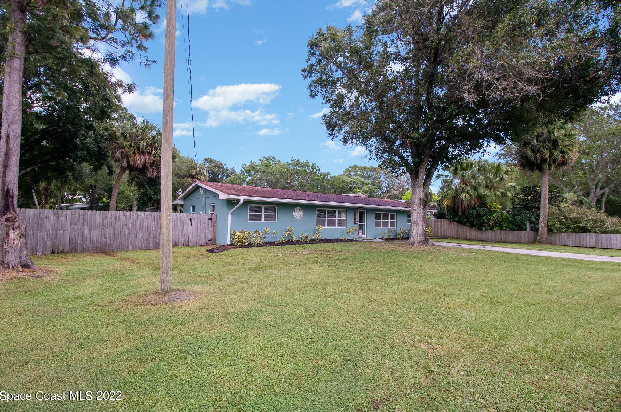 1838 Pinewood Rd, Melbourne, FL 32934-9024