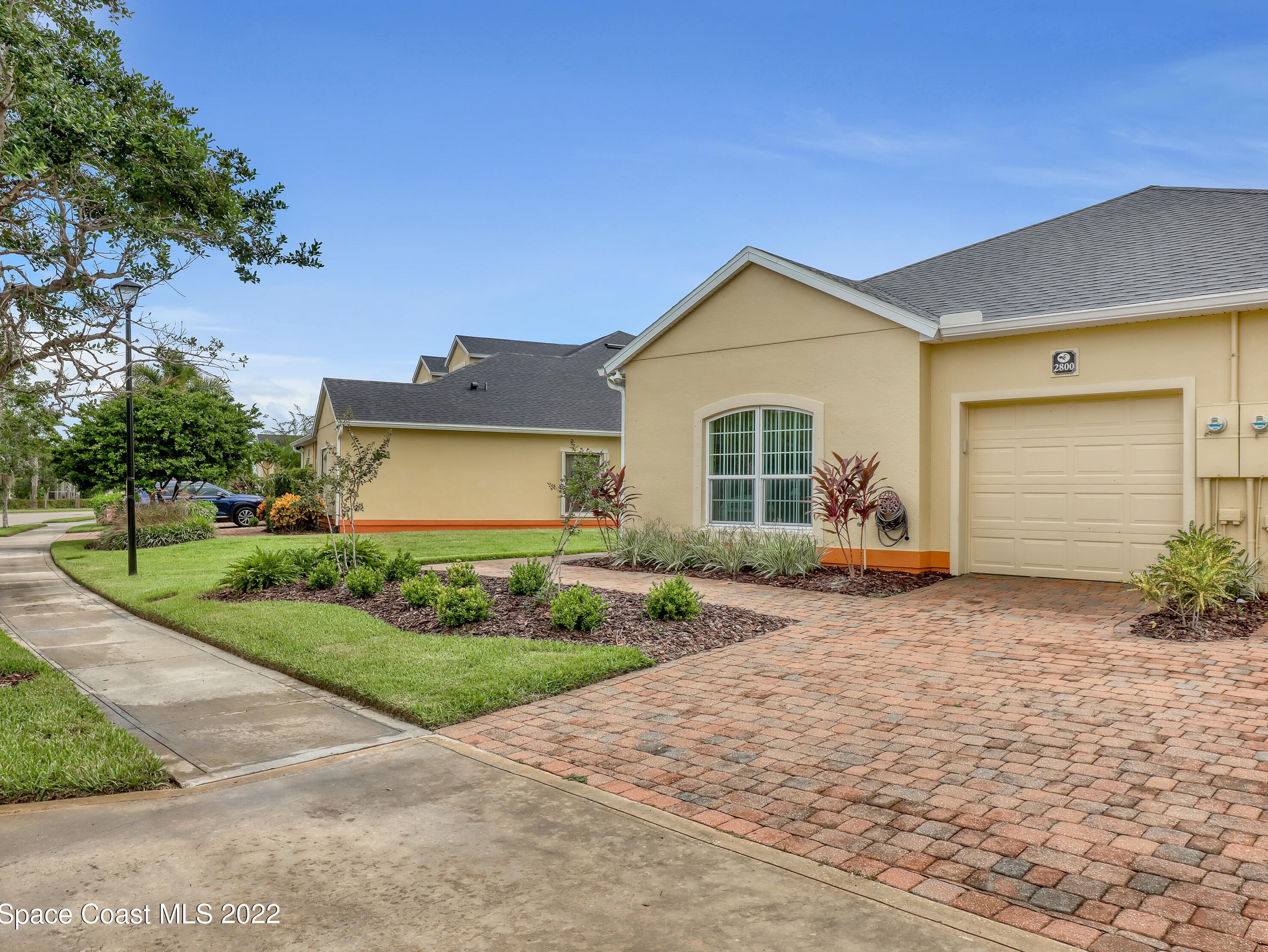 2800 Camberly Cir, Melbourne, FL 32940-6633