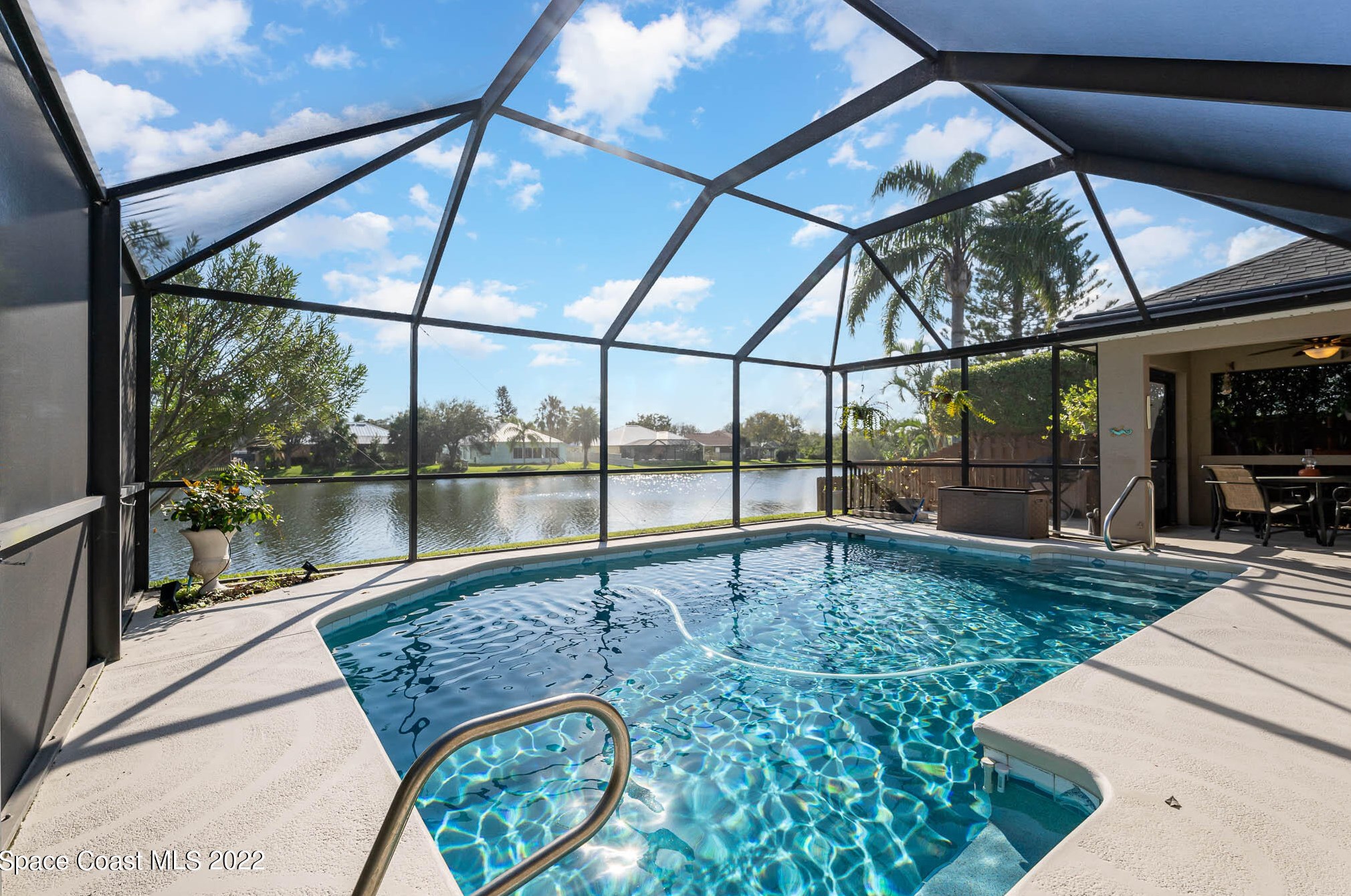 1200 Potomac Dr, Merritt Island, FL 32952