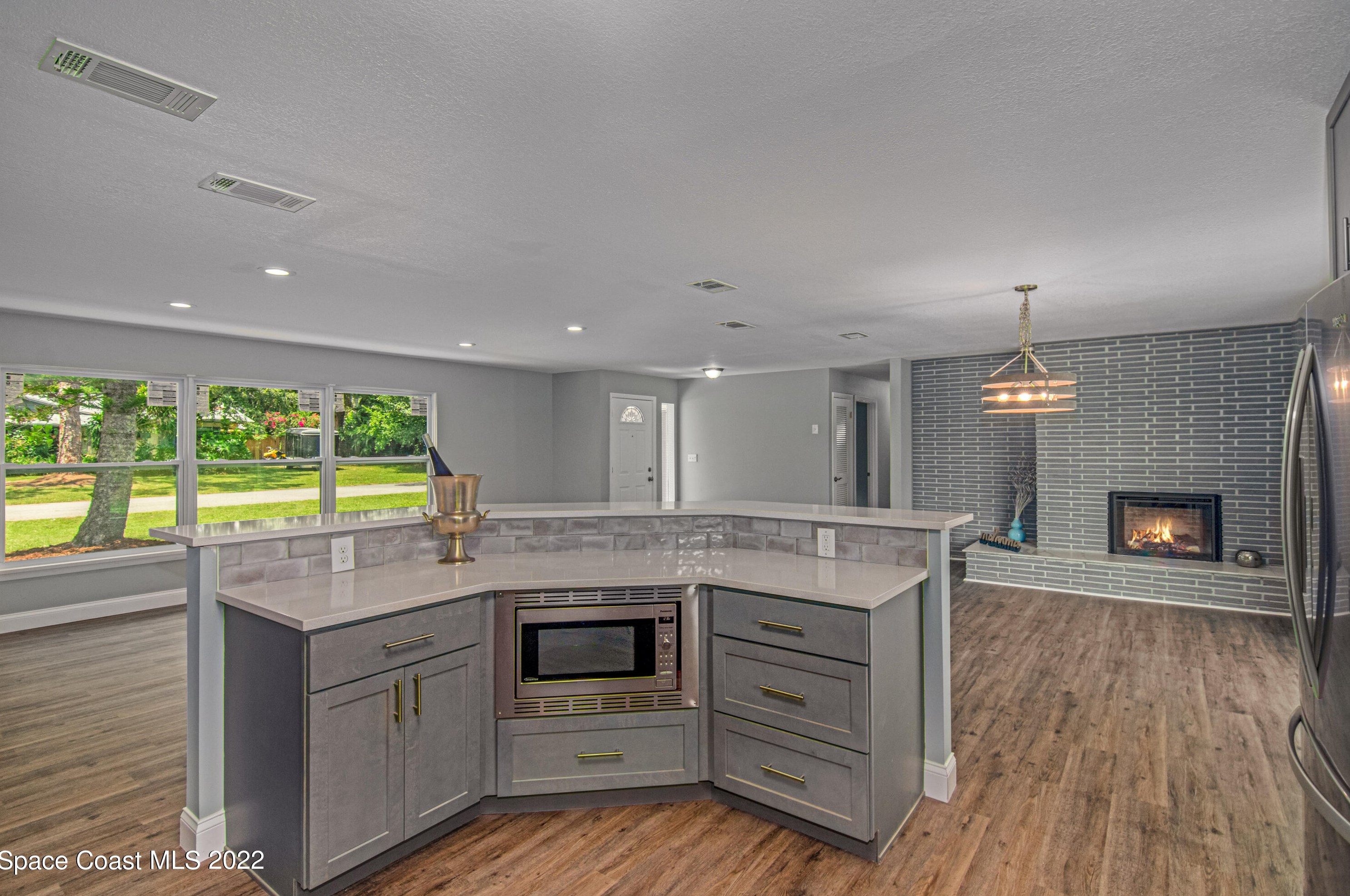265 Hibiscus Blvd, Merritt Island FL  32952-5013 exterior