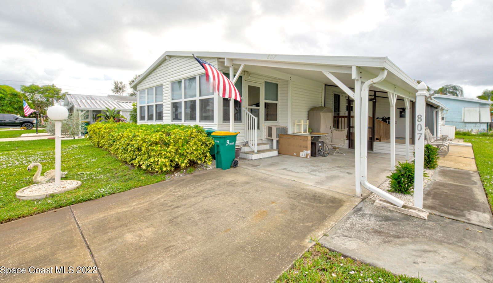 807 Lilac Dr, Sebastian, FL 32976