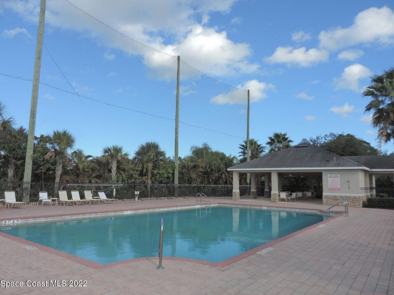 520 Rangewood Dr Se, Melbourne, FL 32909