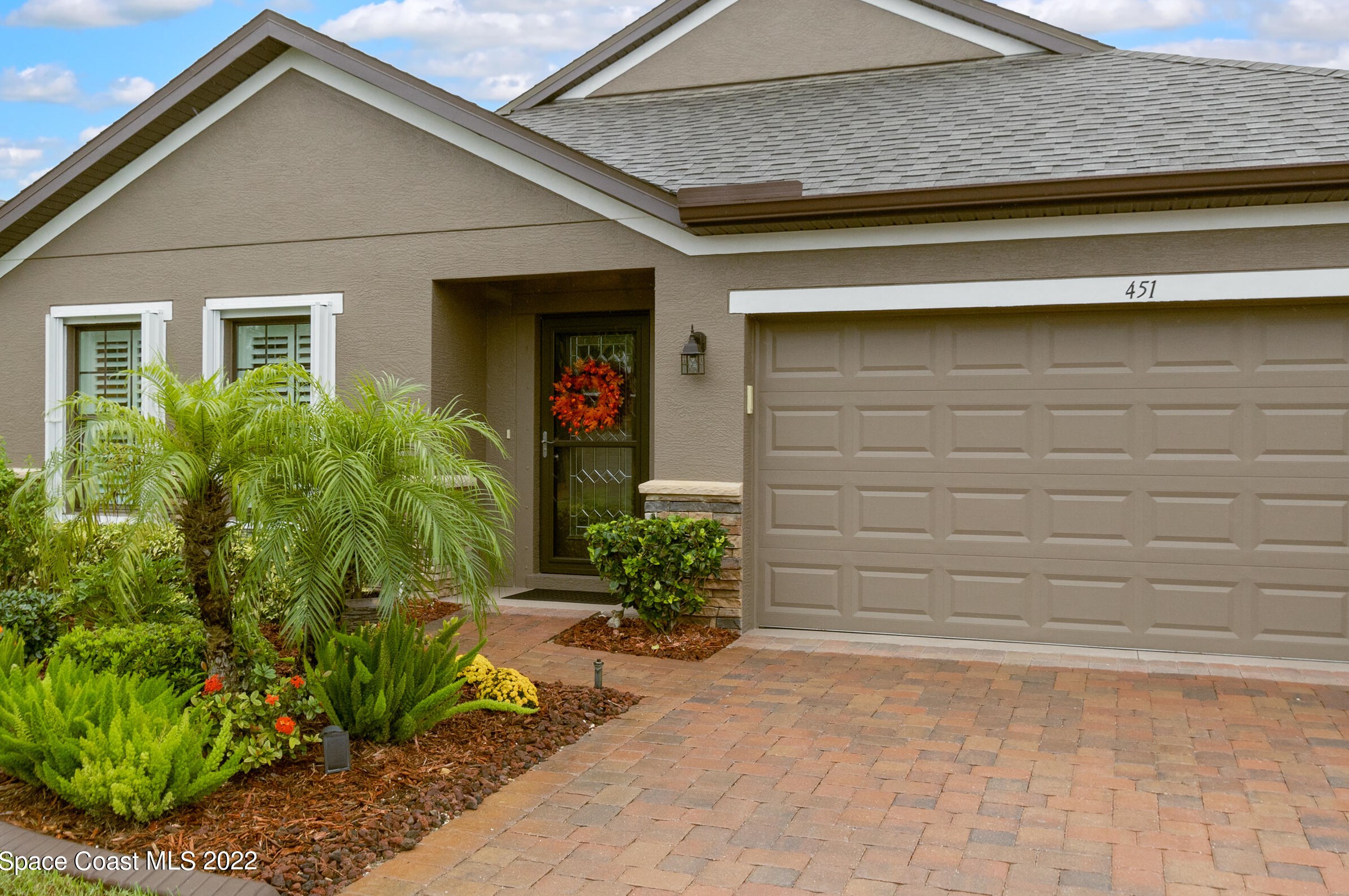 451 Dillard Dr, Melbourne, FL 32909-2357