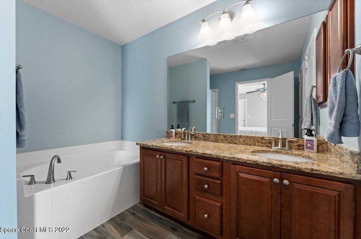 1557 Alaqua Way, Melbourne FL  32904-8776 exterior