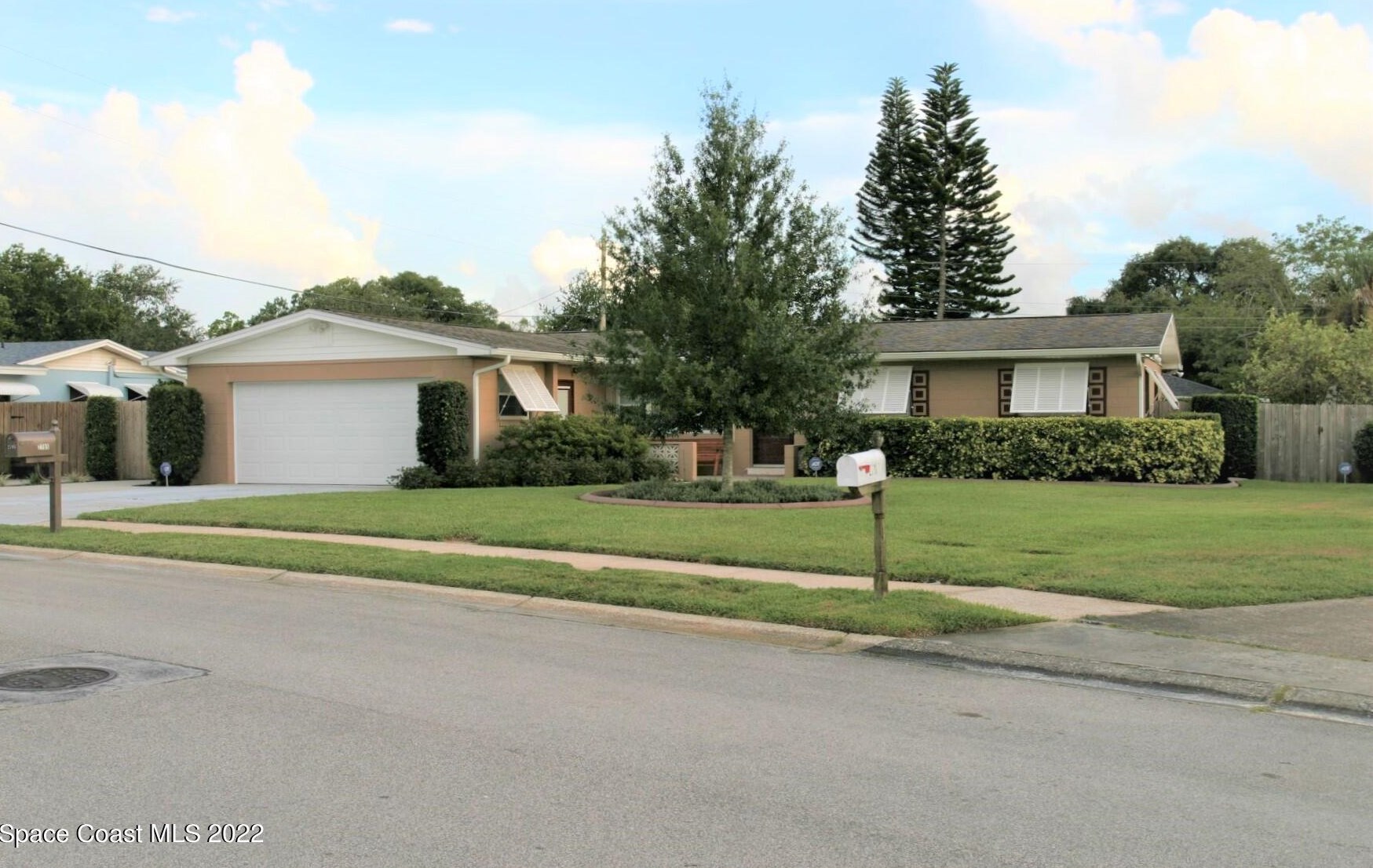 2705 Sherwood Dr, Titusville, FL 32796