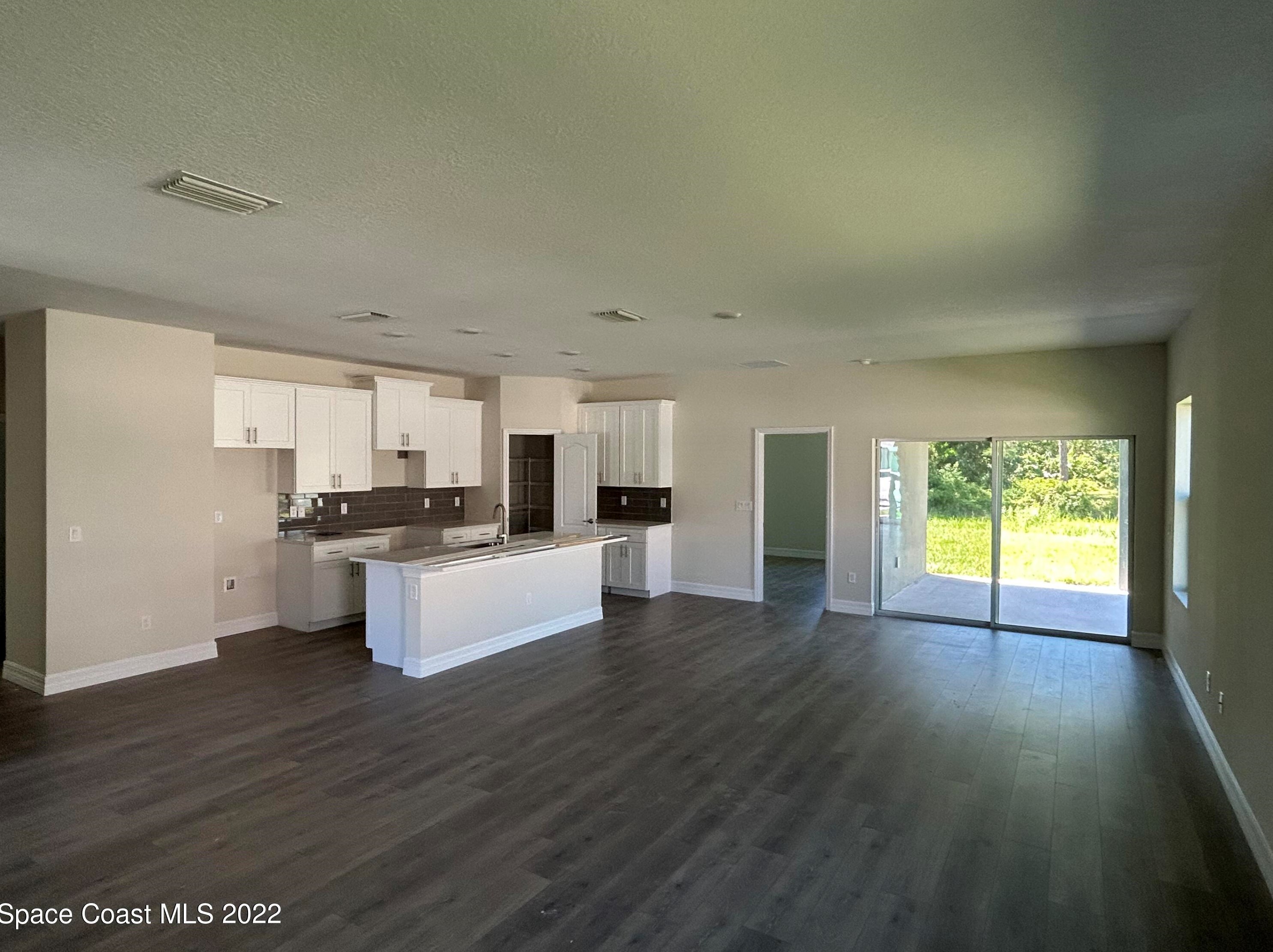 562 Justine Ave, Melbourne, FL 32907-1873