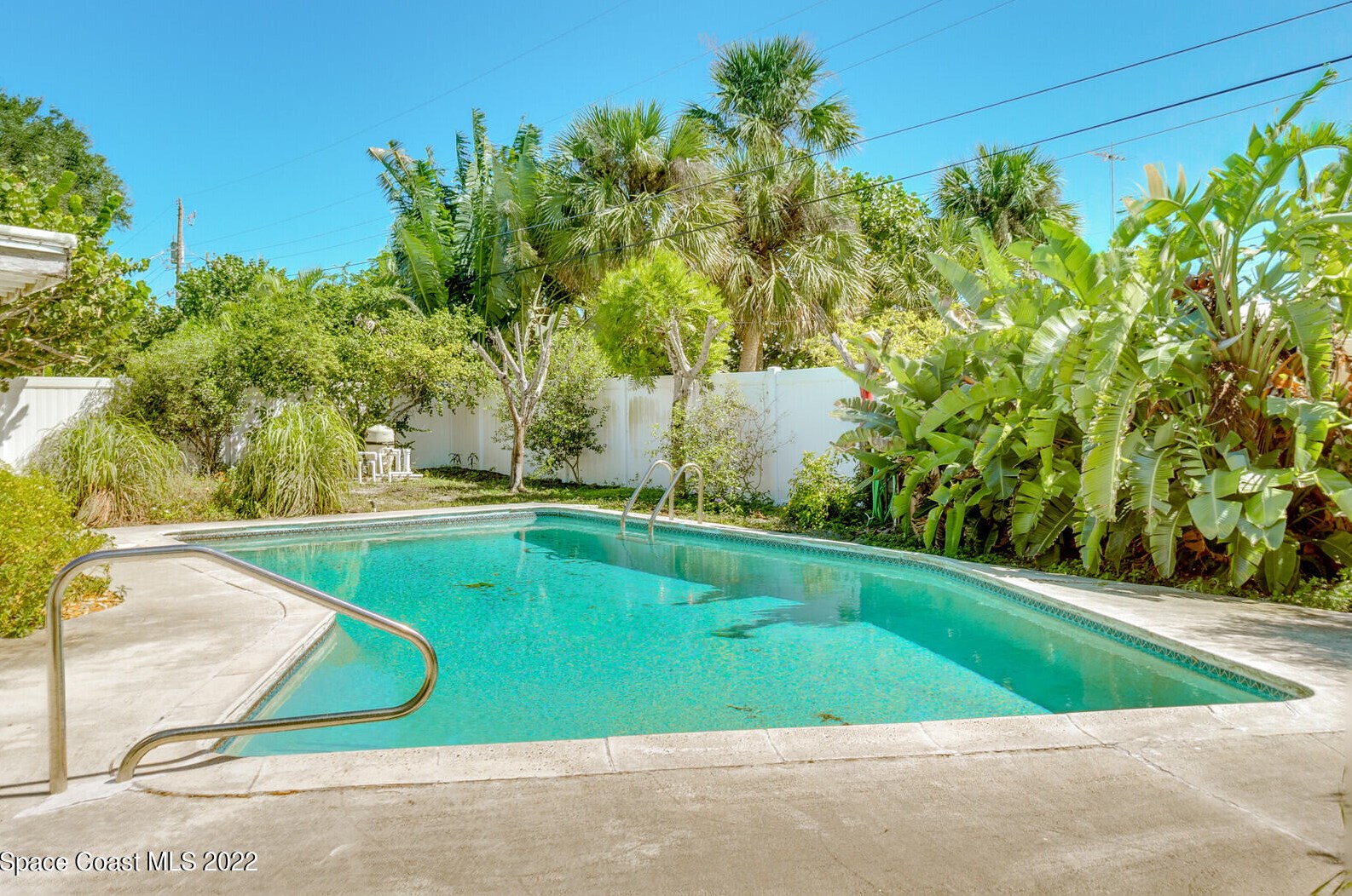 426 Neptune Dr, Melbourne FL  32907-1507 exterior
