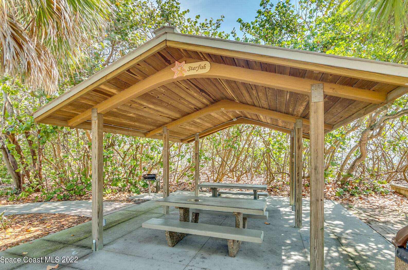 426 Neptune Dr, Melbourne FL  32907-1507 exterior
