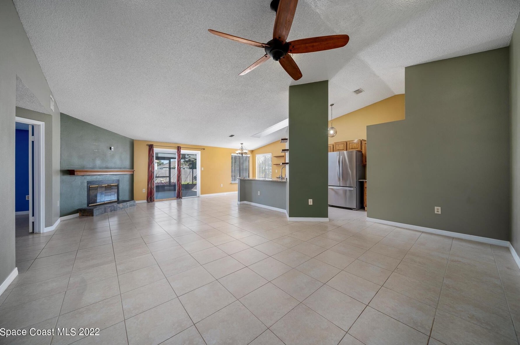 1721 Monrovia St, Melbourne, FL 32907-9209