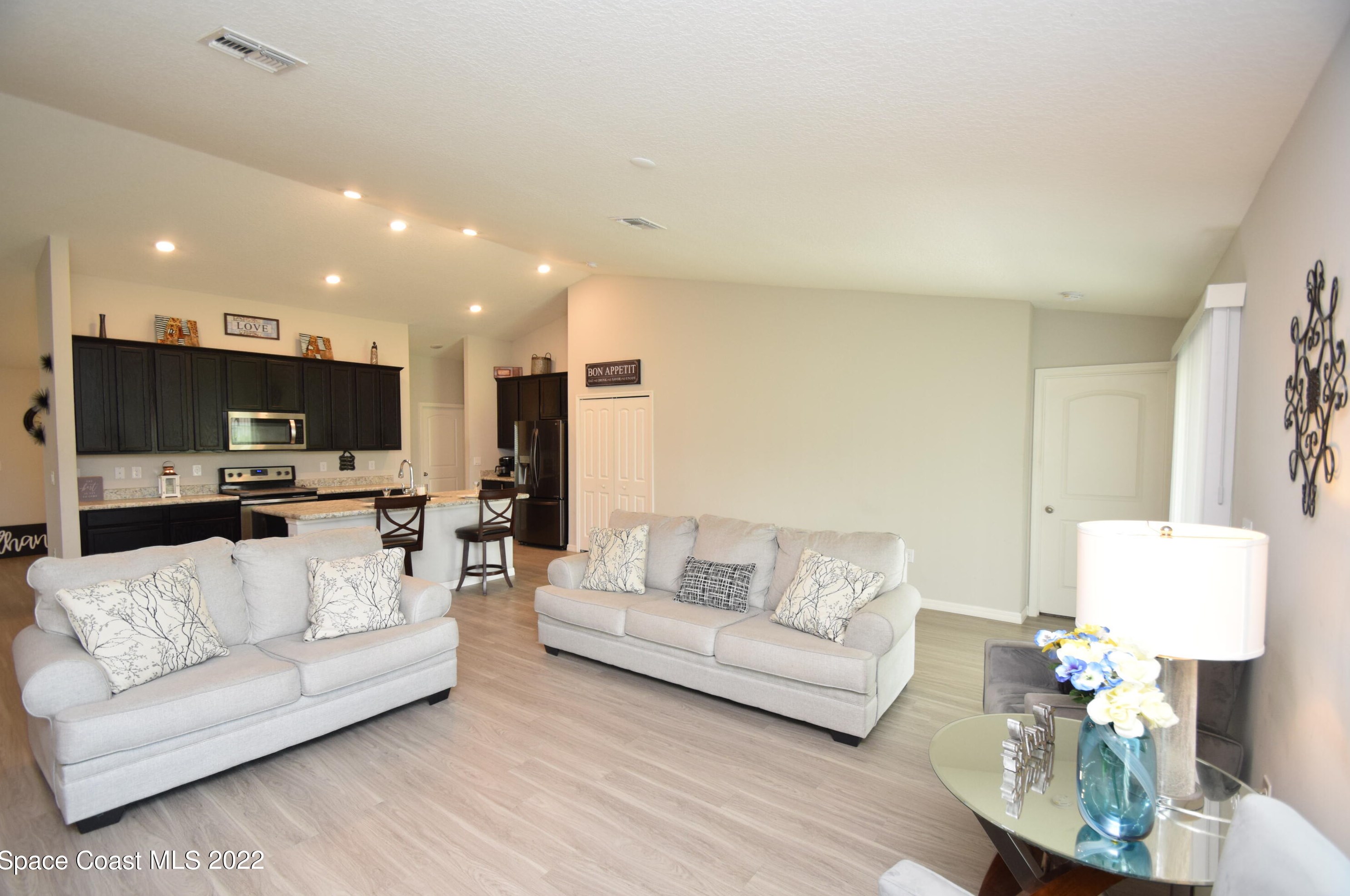 499 Ellington Ave, Melbourne FL  32909-4126 exterior