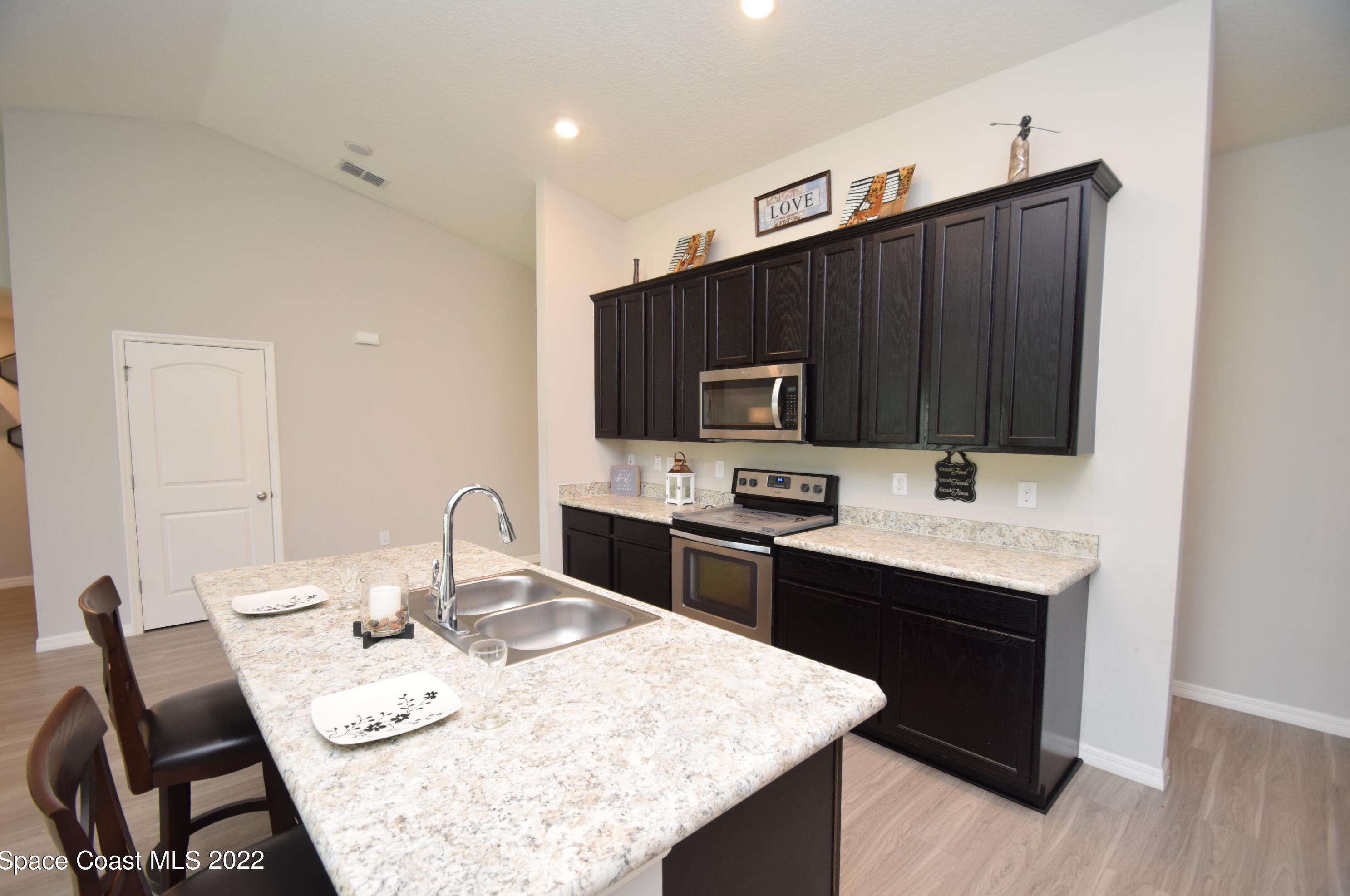 499 Ellington Ave, Melbourne FL  32909-4126 exterior