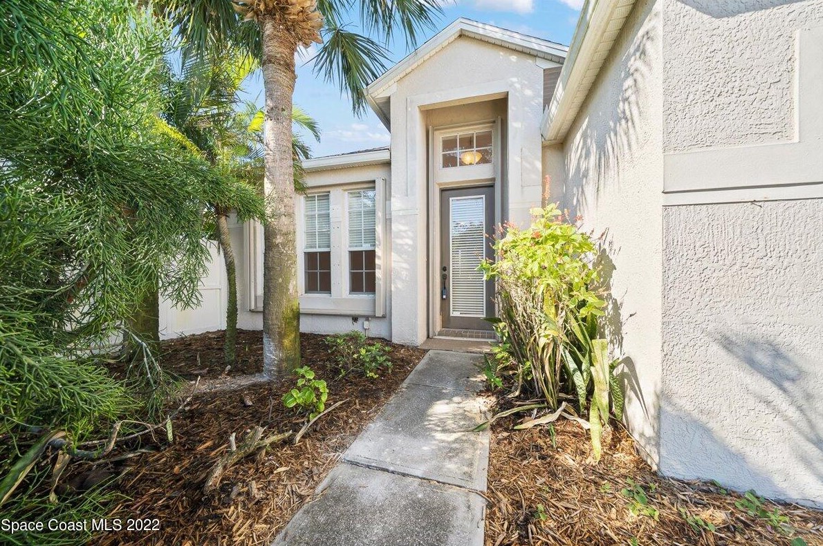 3084 Scallop Ln, Melbourne, FL 32903-1830