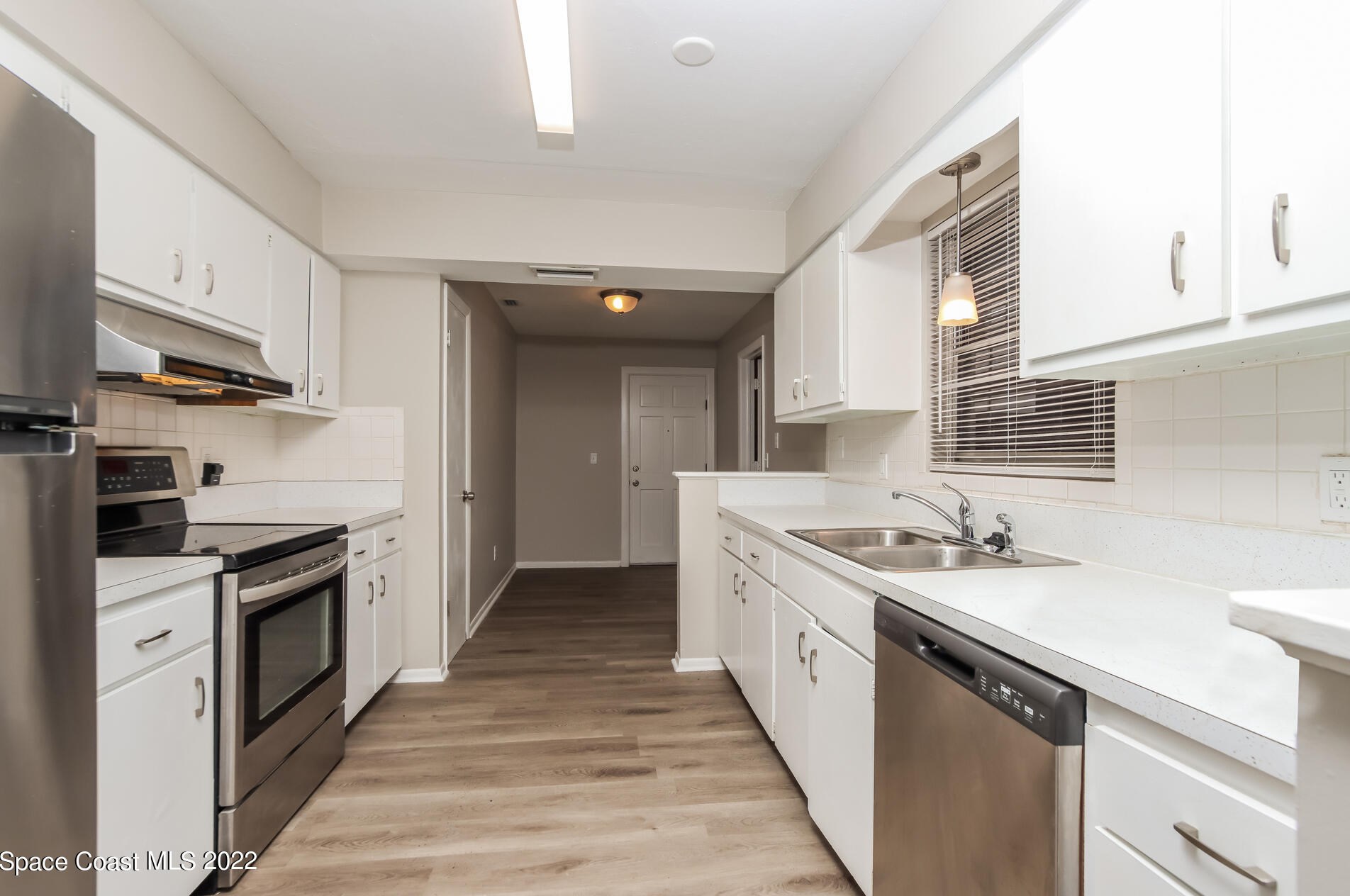 1724 Cadillac Cir, Melbourne FL  32935-4914 exterior