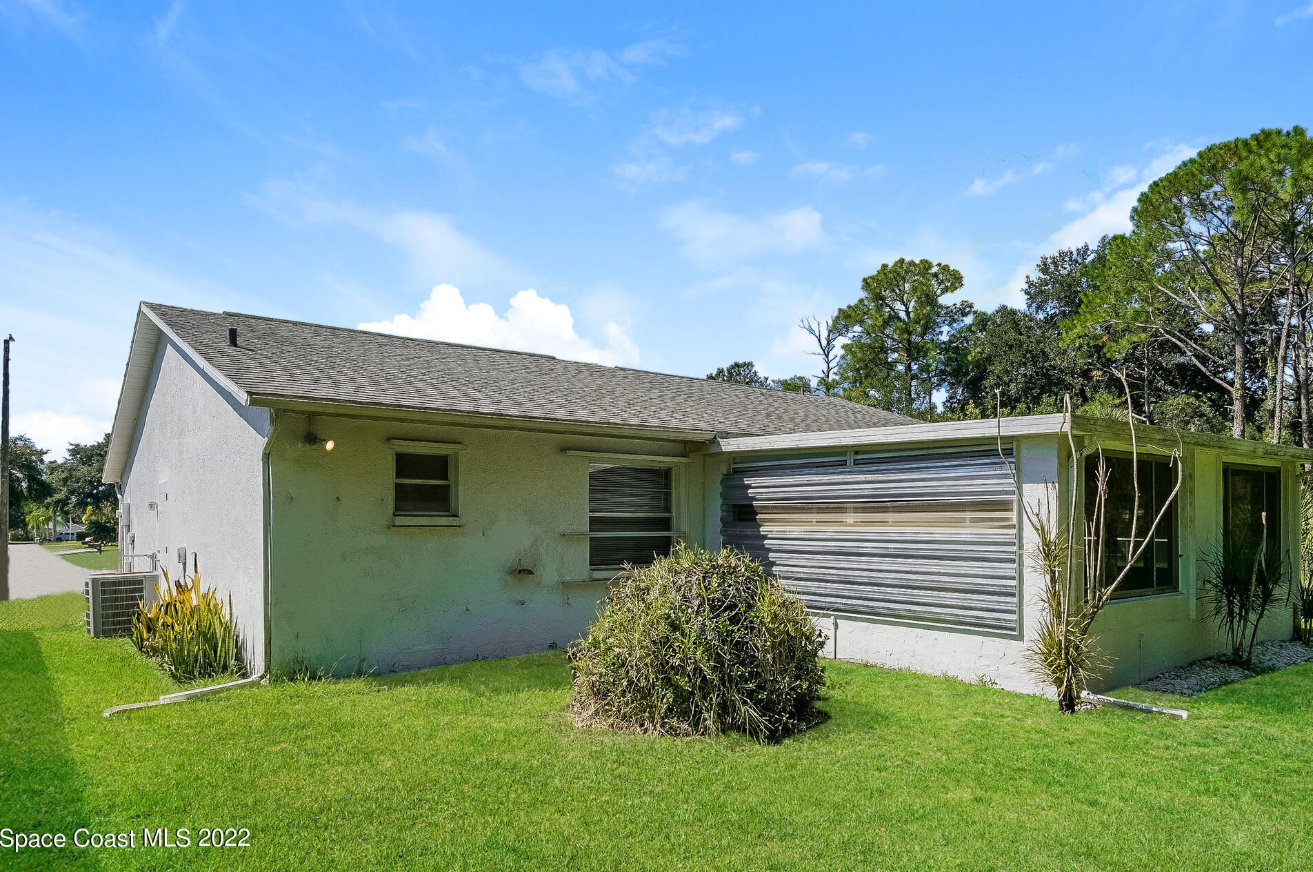 3837 Parapet Dr, Cocoa FL  32926-6430 exterior
