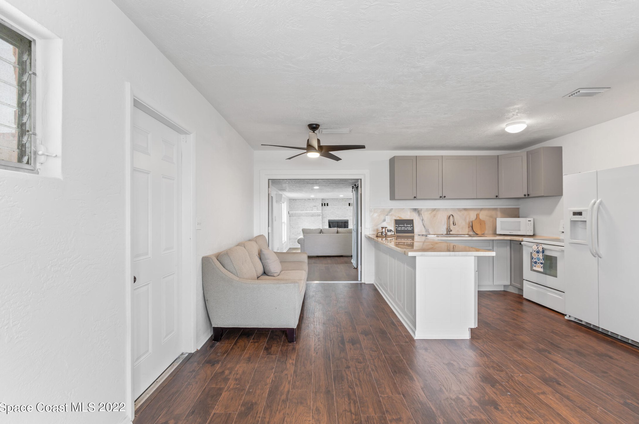 476 Orange Ave, Merritt Island FL  32952-3750 exterior
