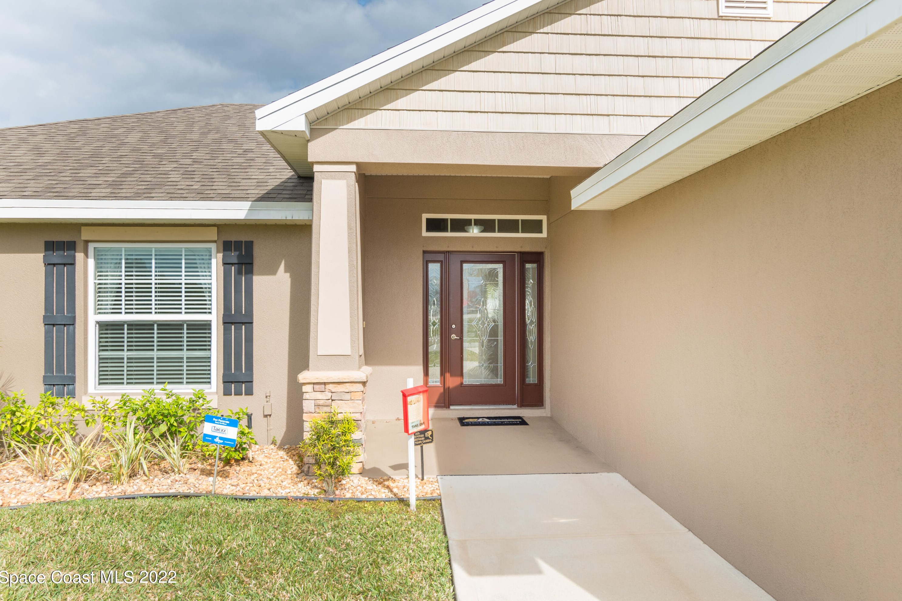 926 Sable Cir, Melbourne, FL 32909-5037