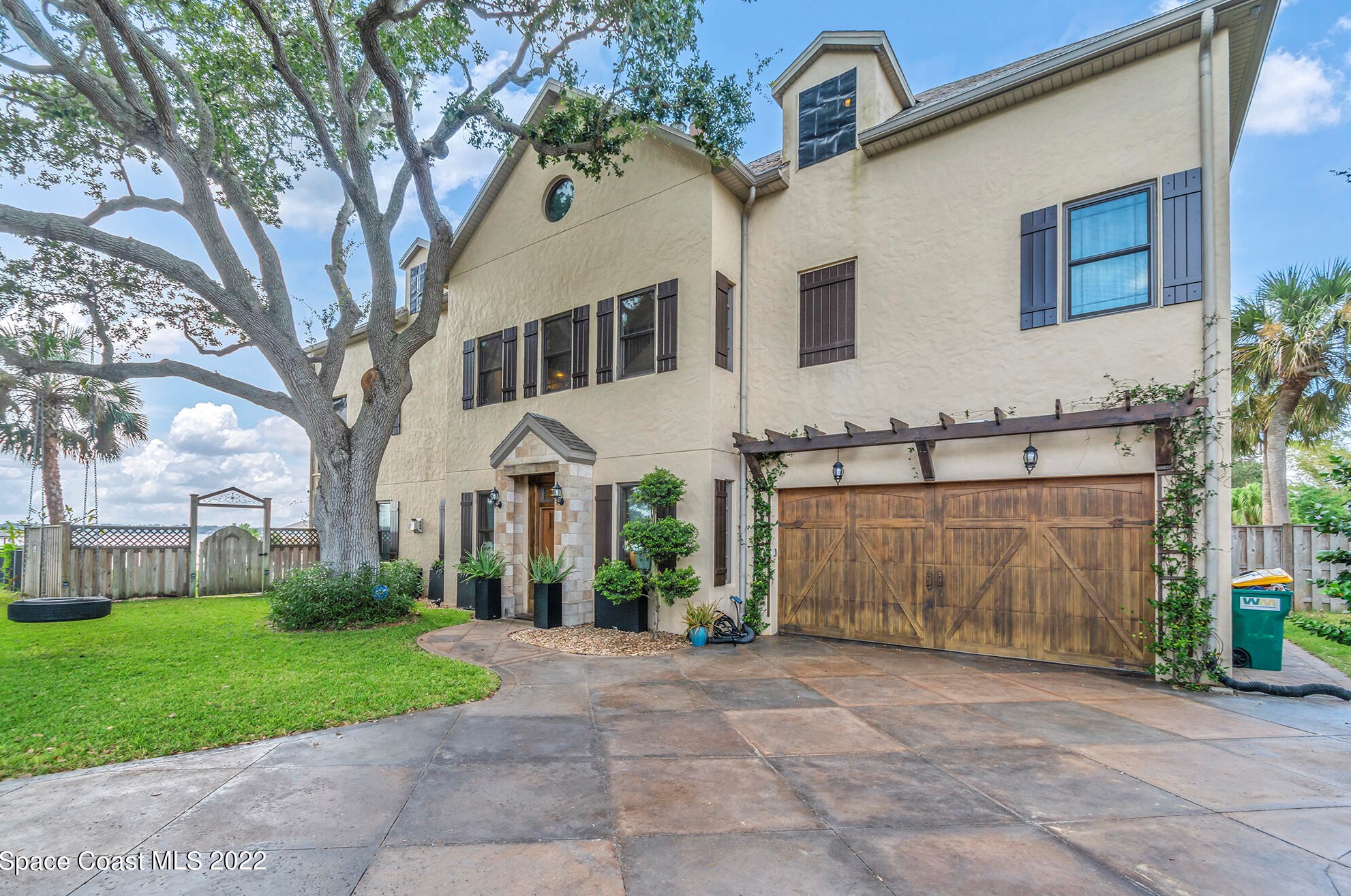 106 Victoria St, Merritt Island, FL 32952-5083
