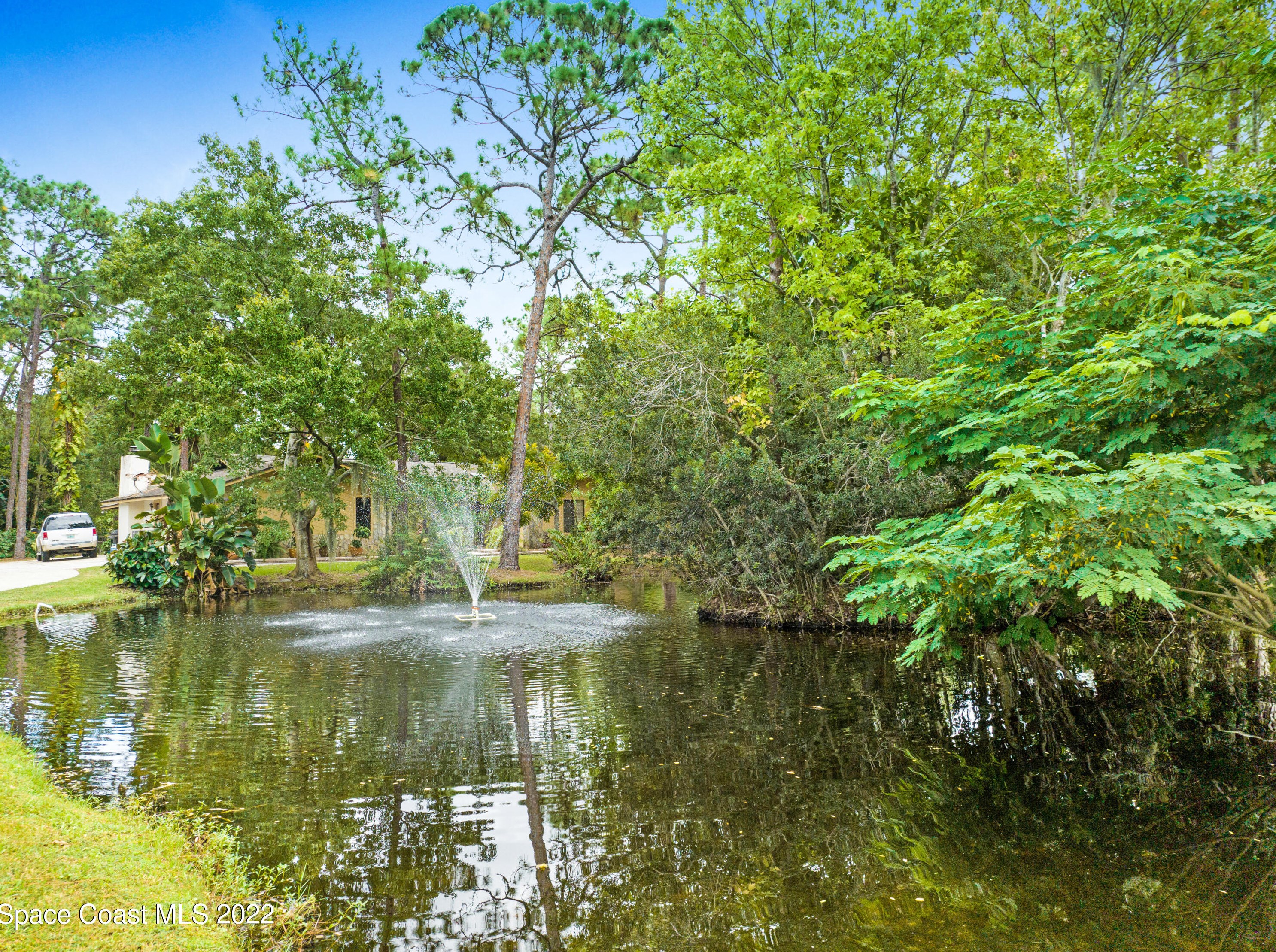 2667 Shell Wood Dr, Melbourne, FL 32934-7748