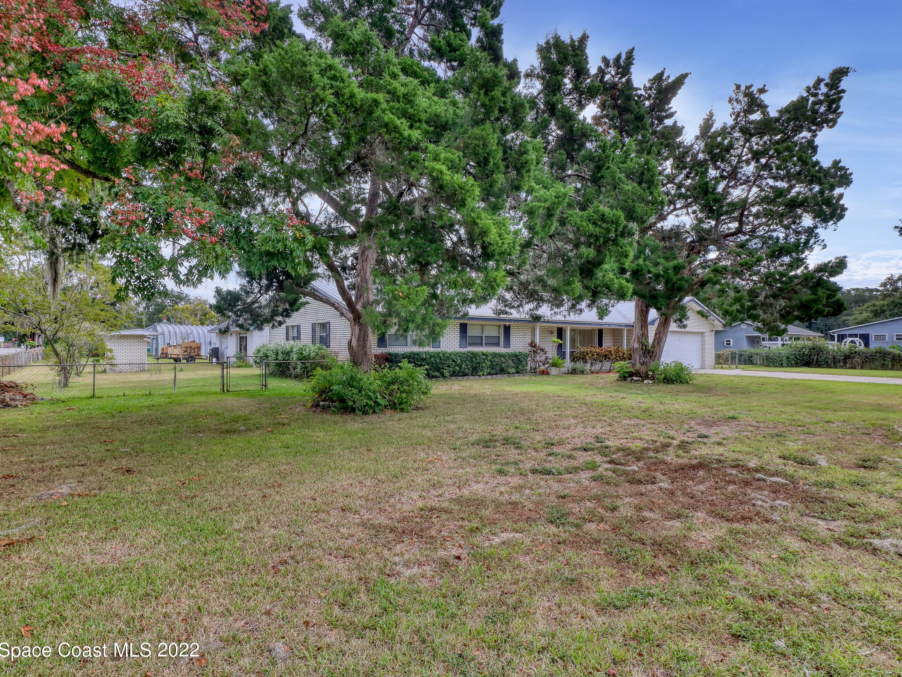 2401 Broadway Ave, Mims, FL 32754