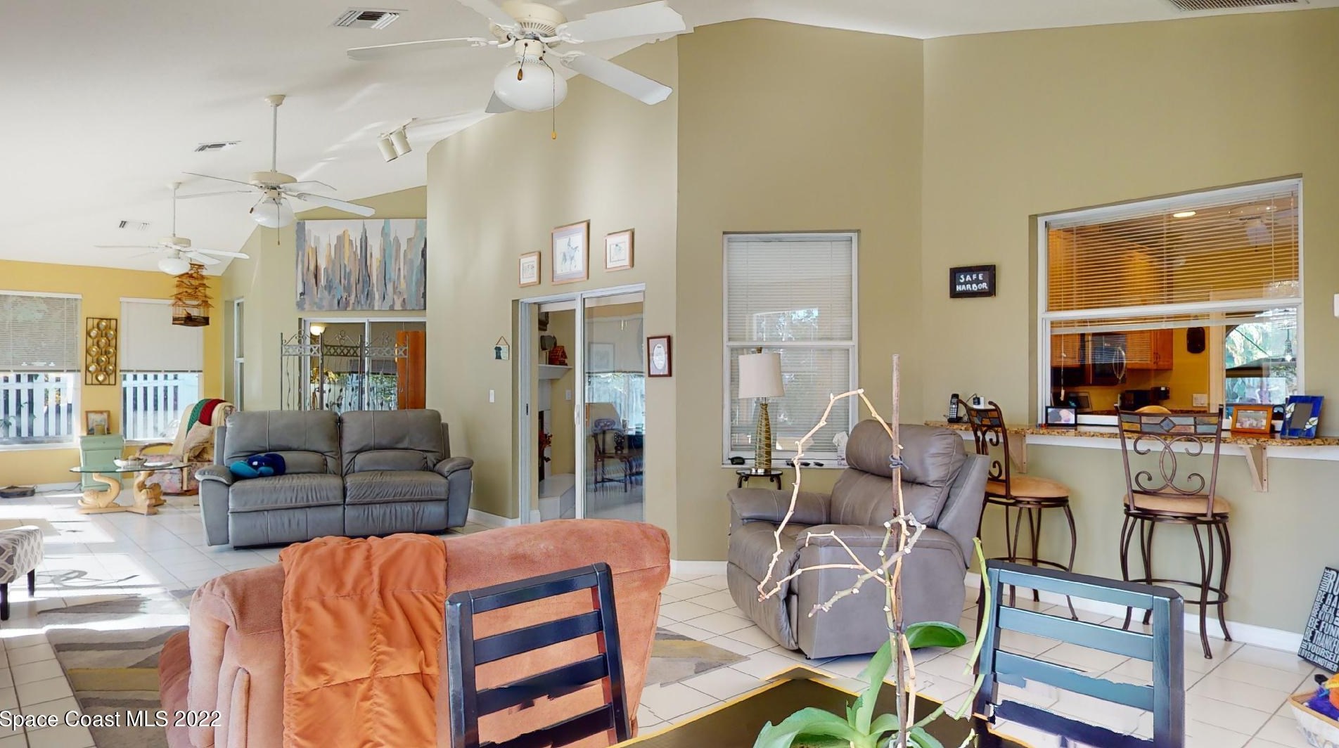 127 Island View Dr, Melbourne FL  32937-4379 exterior