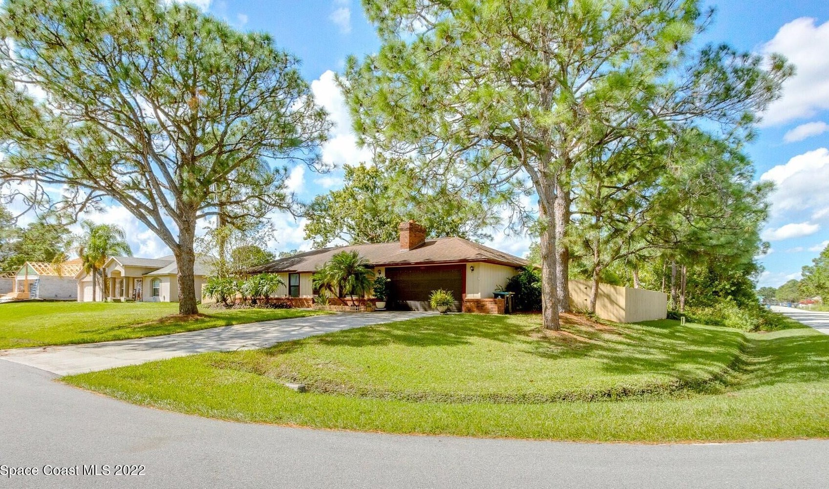 606 Alhambra Rd, Melbourne, FL 32909-4467