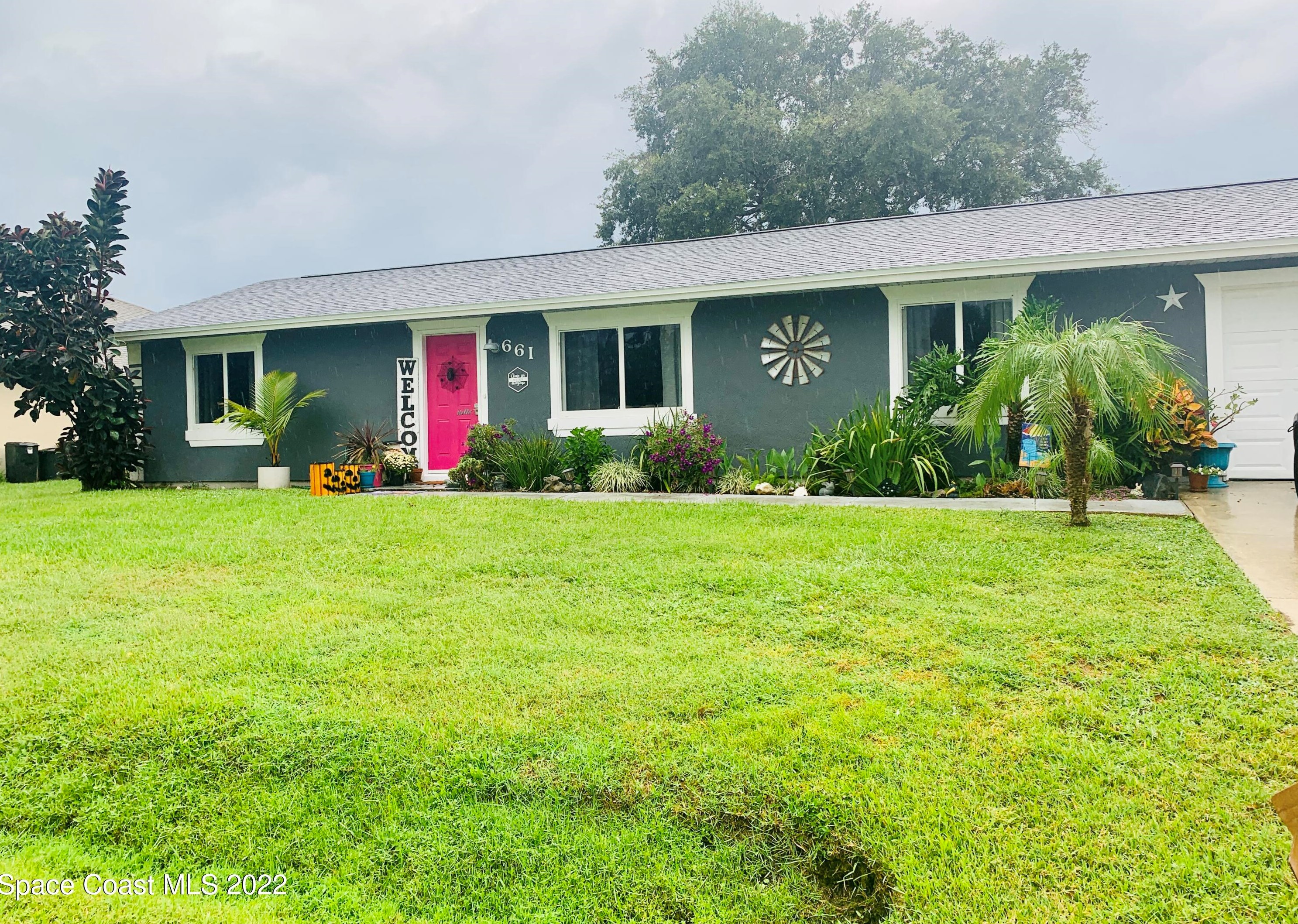 661 Blackhorse St, Melbourne, FL 32909-4114