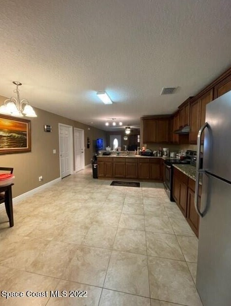 2849 Sunny Dr, Mims, FL 32754