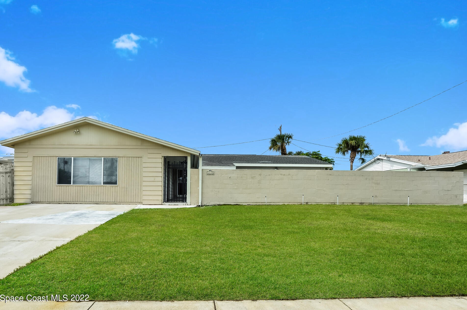 1135 Typhoon Dr, Merritt Island, FL 32953-3273