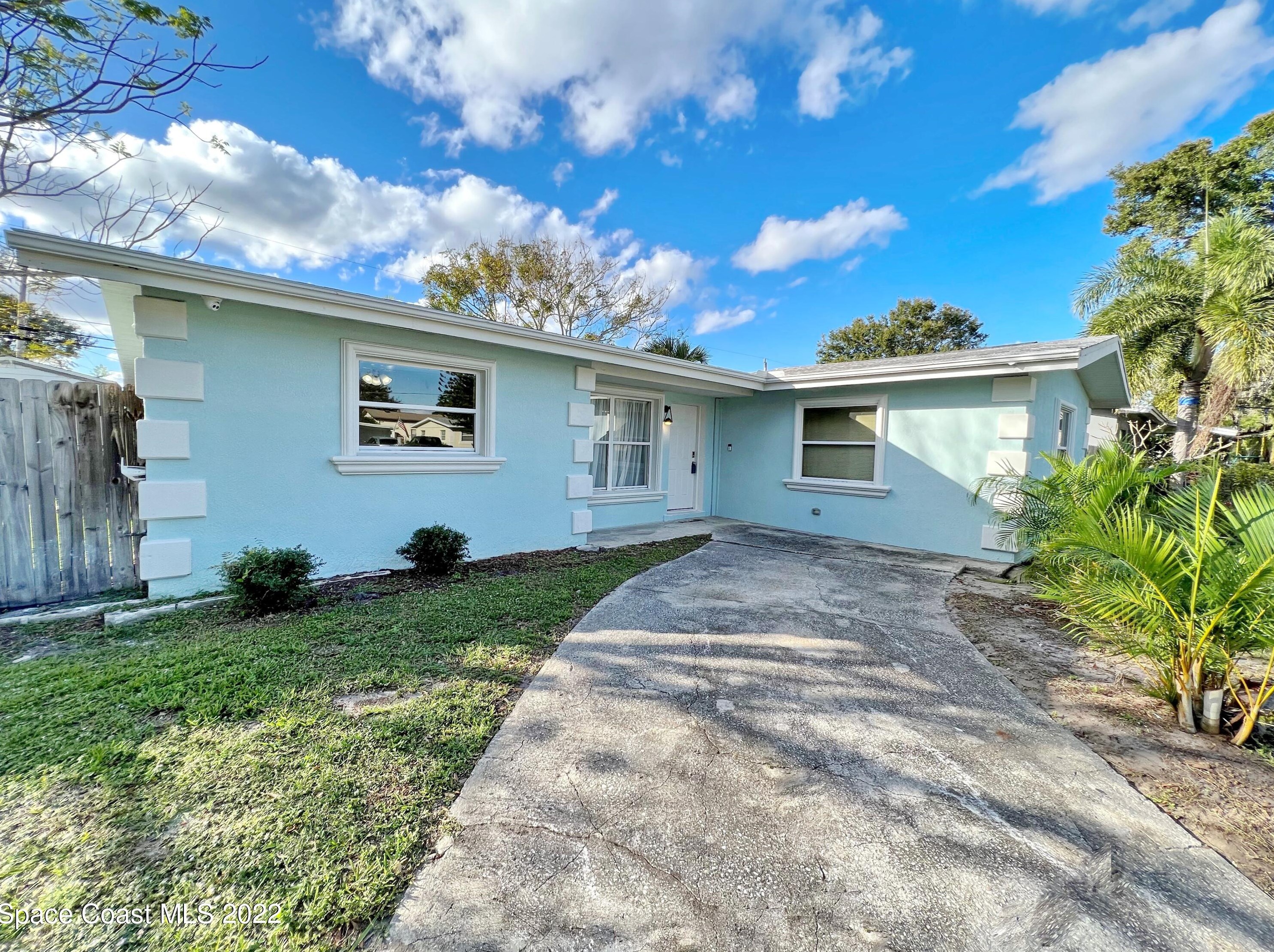780 Clarke Ave, Melbourne, FL 32935-3023