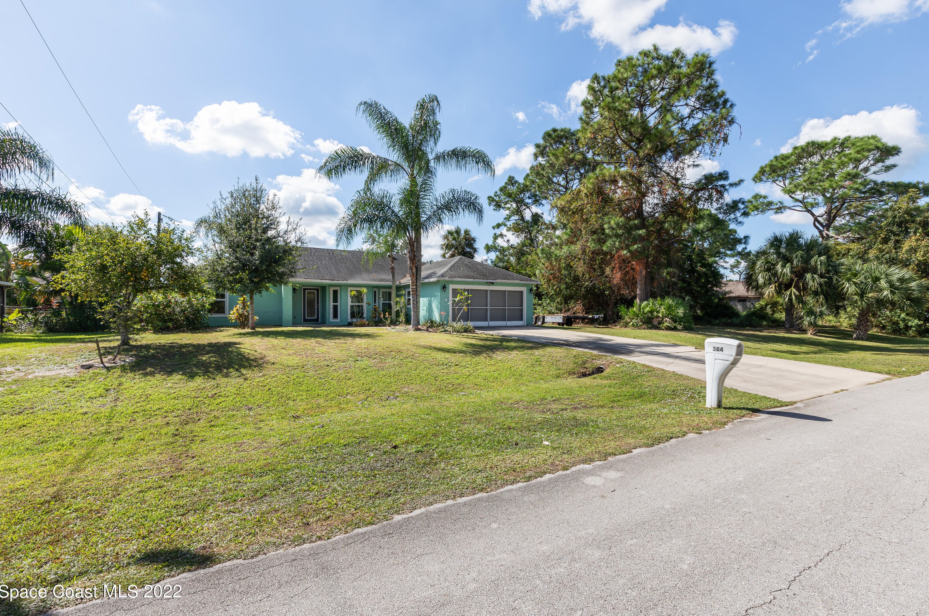 384 Awin Cir, Melbourne, FL 32909-8565