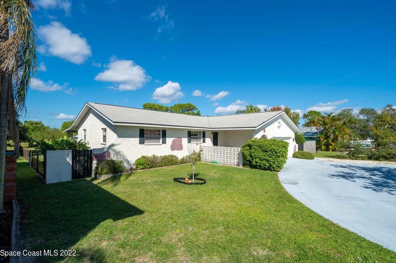 365 Newfound Harbor Dr, Merritt Island, FL 32952