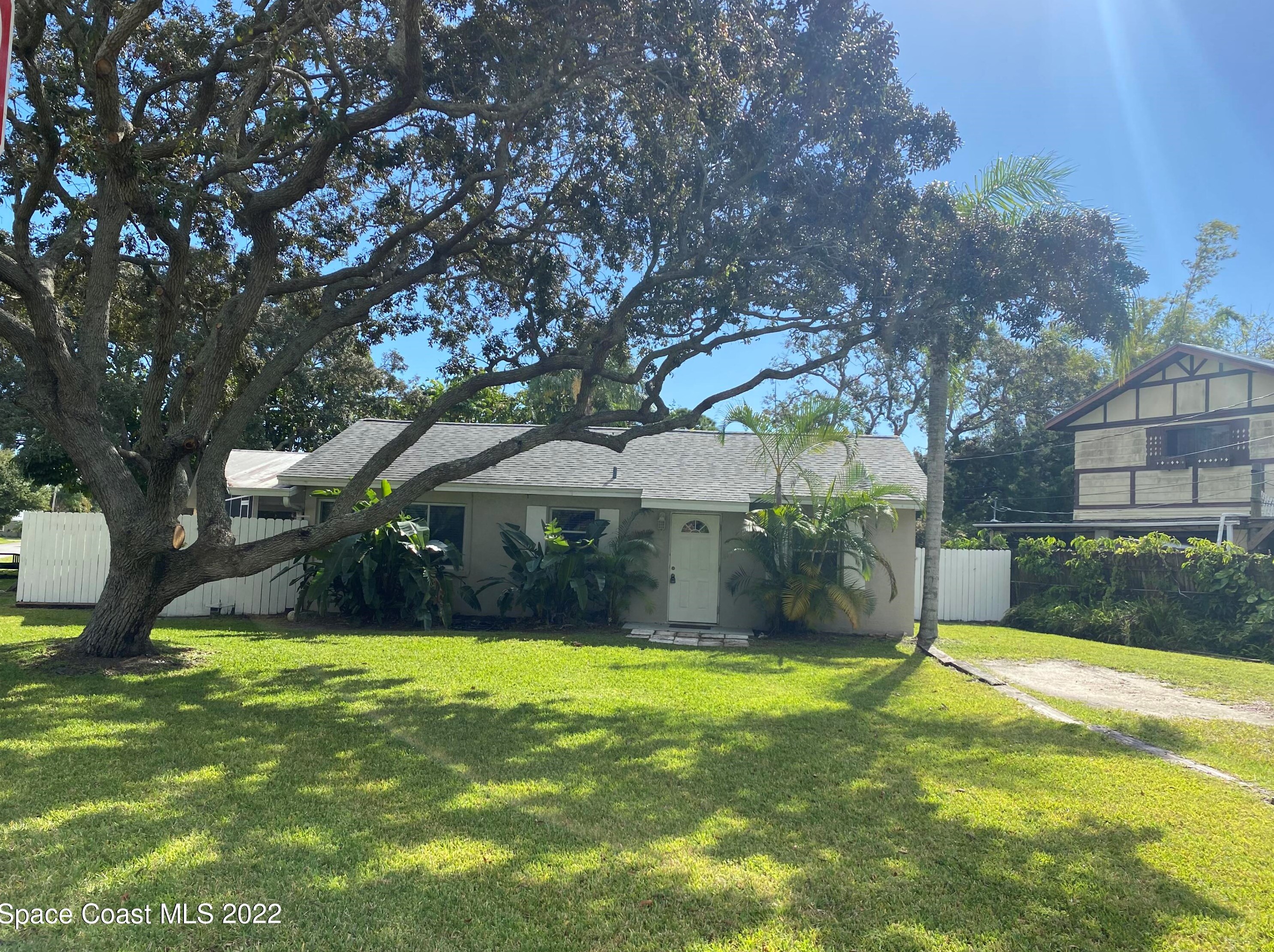 1276 Gary Dr, Merritt Island, FL 32952