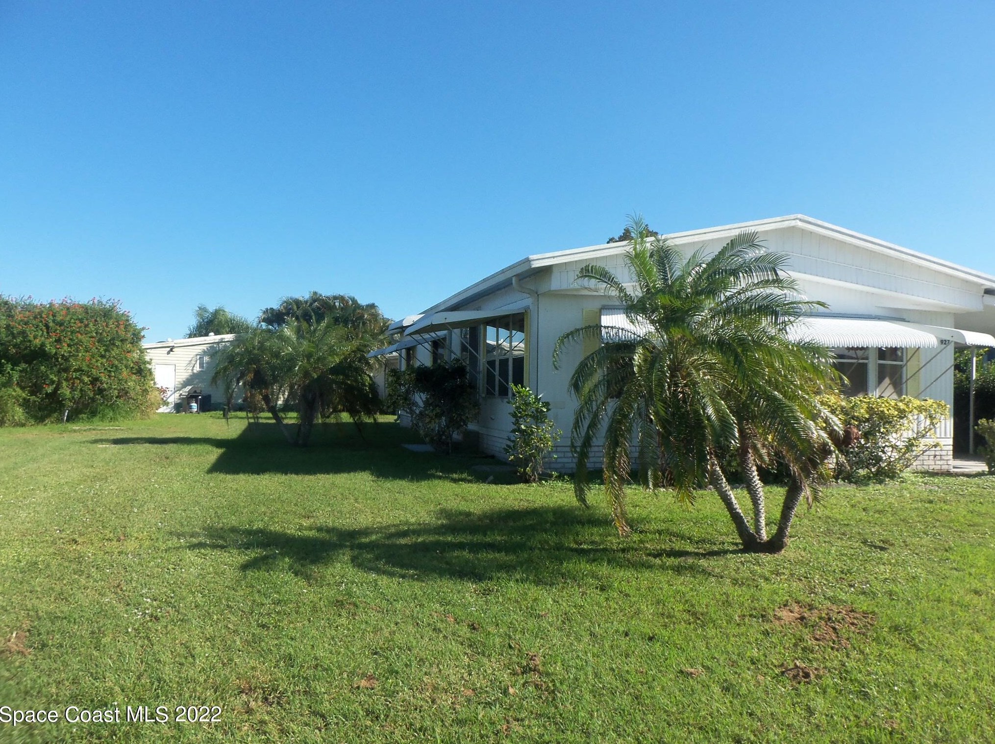 927 Thrush Cir, Sebastian, FL 32976