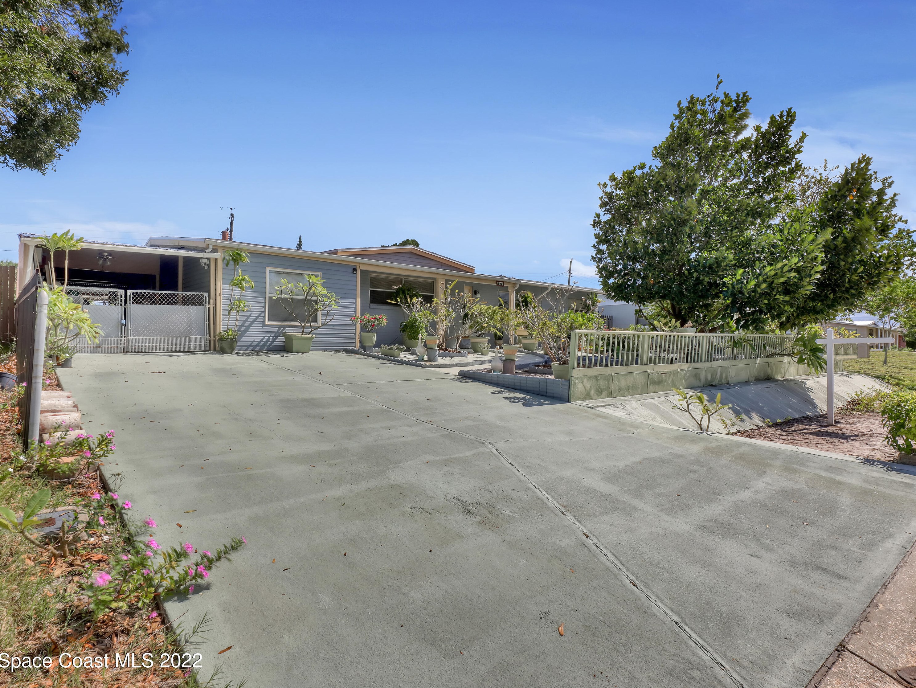 1473 Holland St, Melbourne, FL 32935-2824