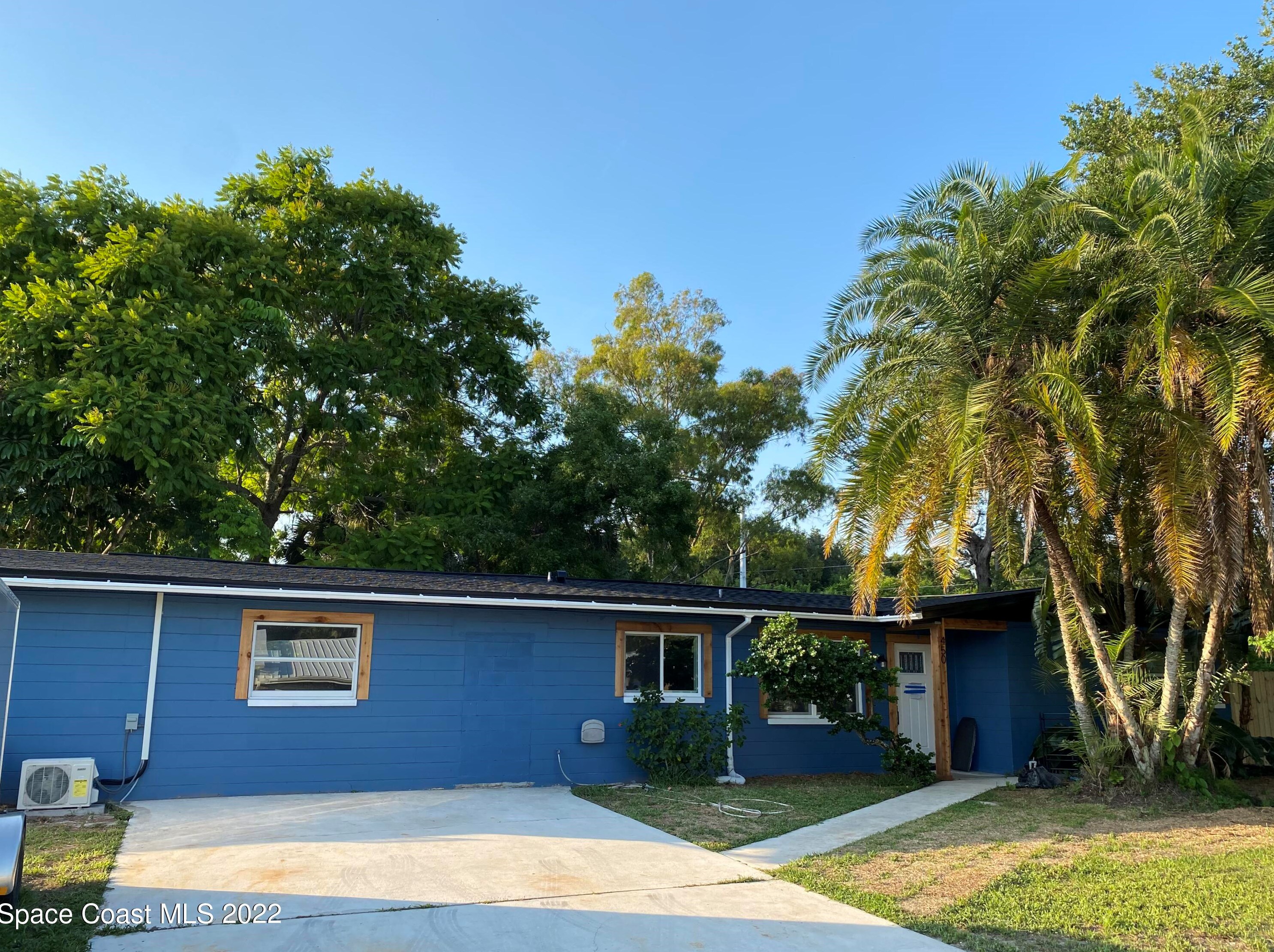 450 Riverdale Dr, Merritt Island, FL 32953