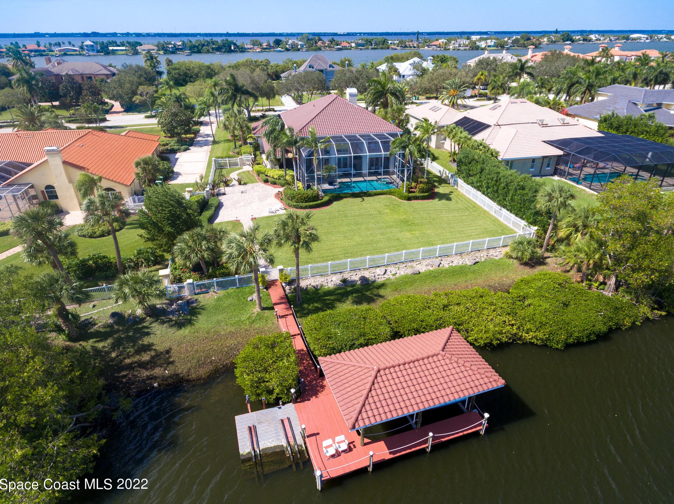 134 Lansing Island Dr, Melbourne, FL 32937-5353
