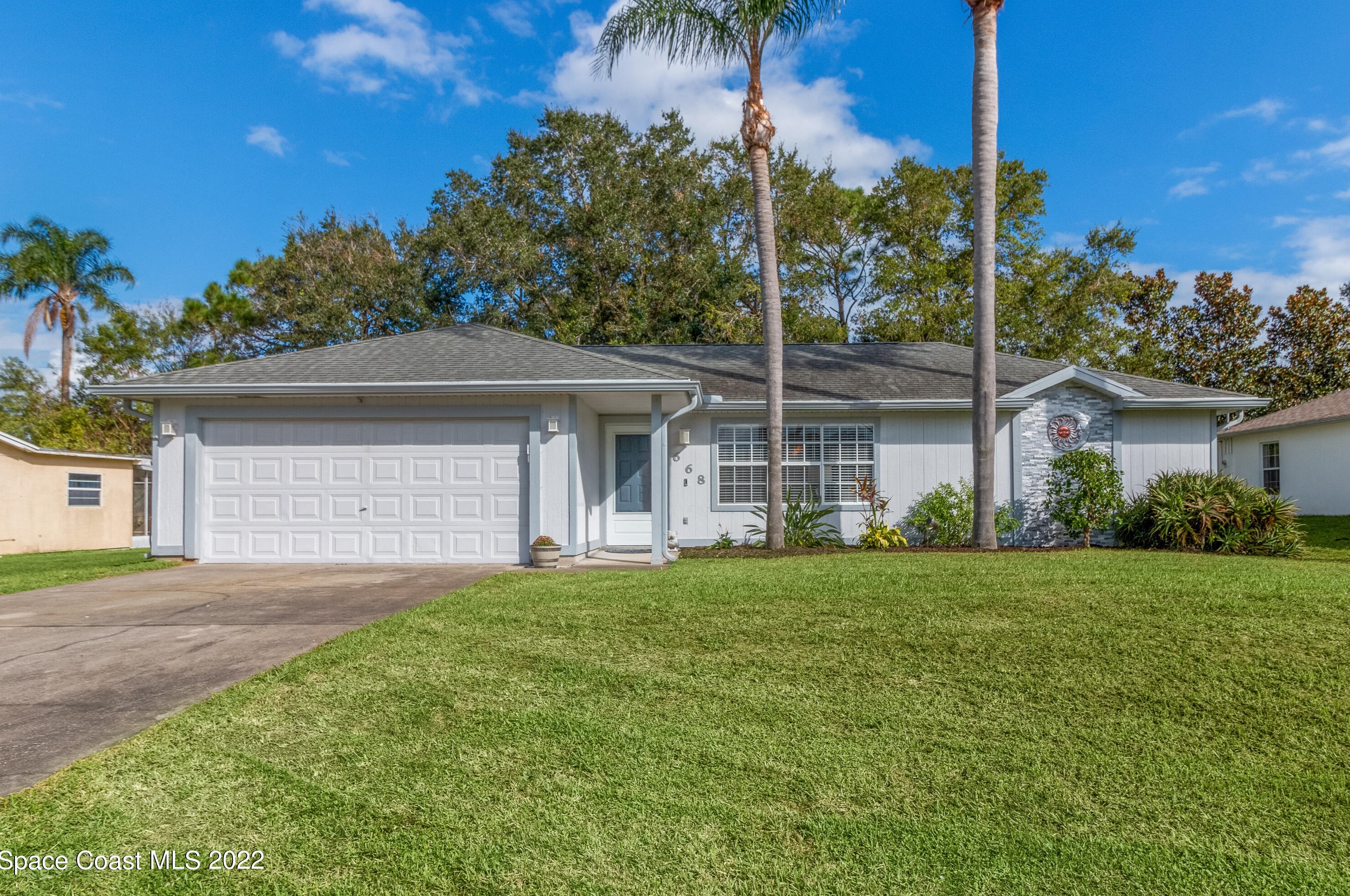 668 Forster Ave, Sebastian, FL 32958