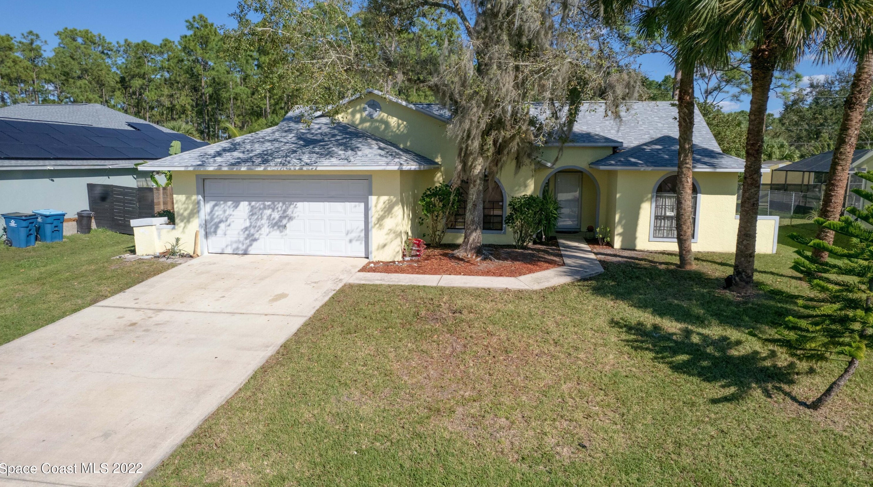 1261 Snowbird Ave, Melbourne, FL 32907-8094