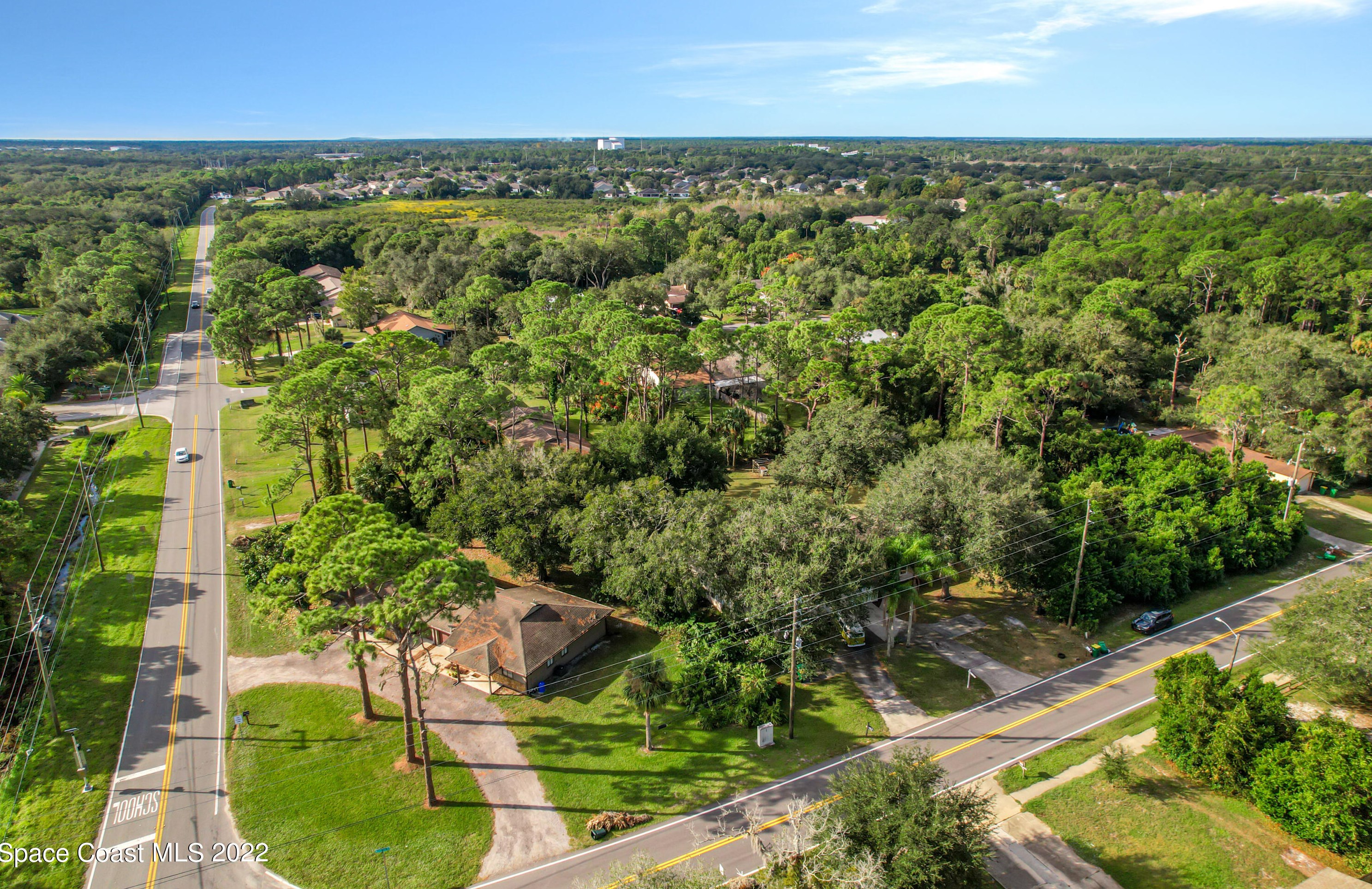 5562 Wendy Lee Dr, Titusville FL  32780-7149 exterior