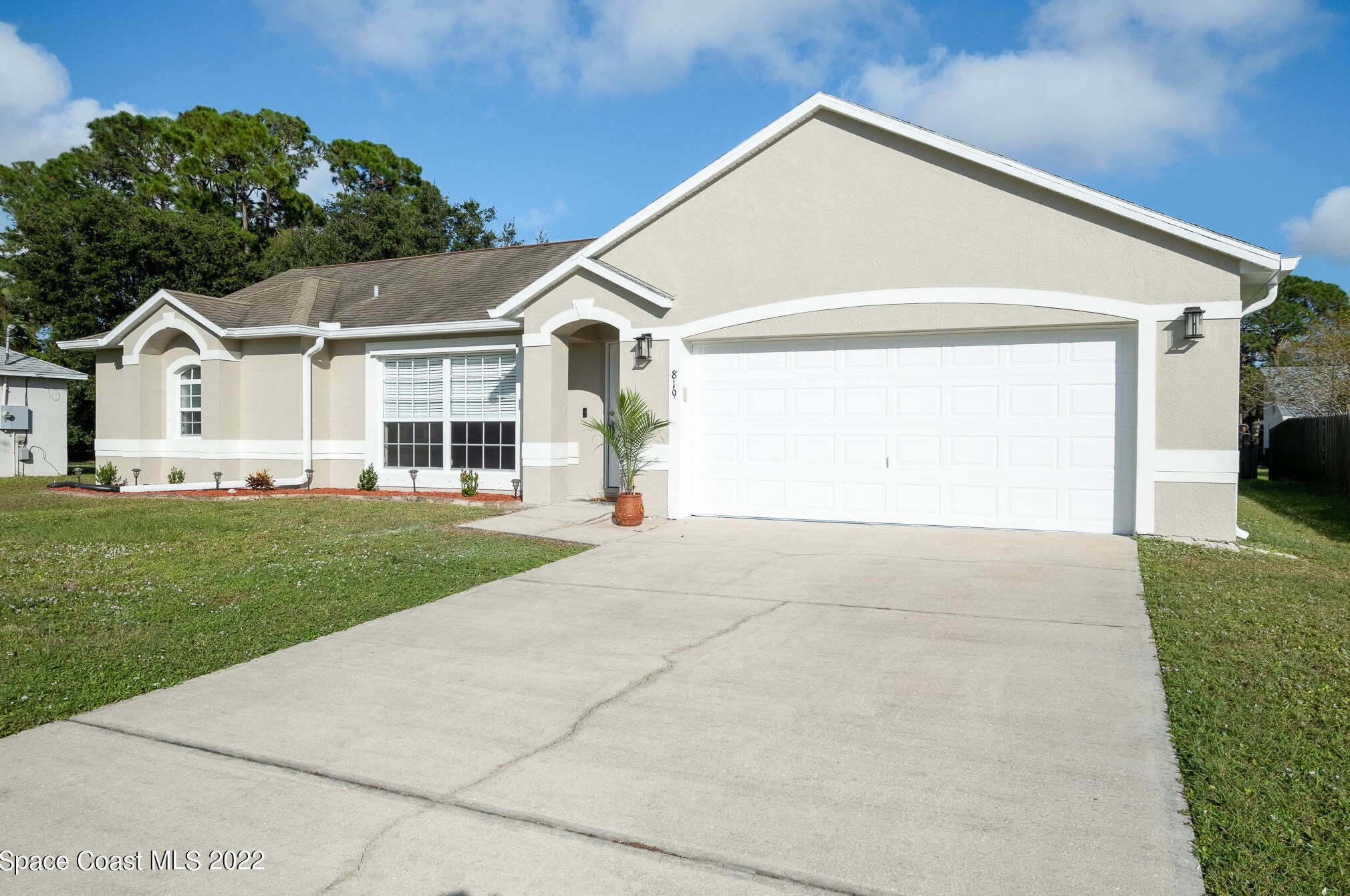 819 Gera Ave, Melbourne, FL 32907-8296