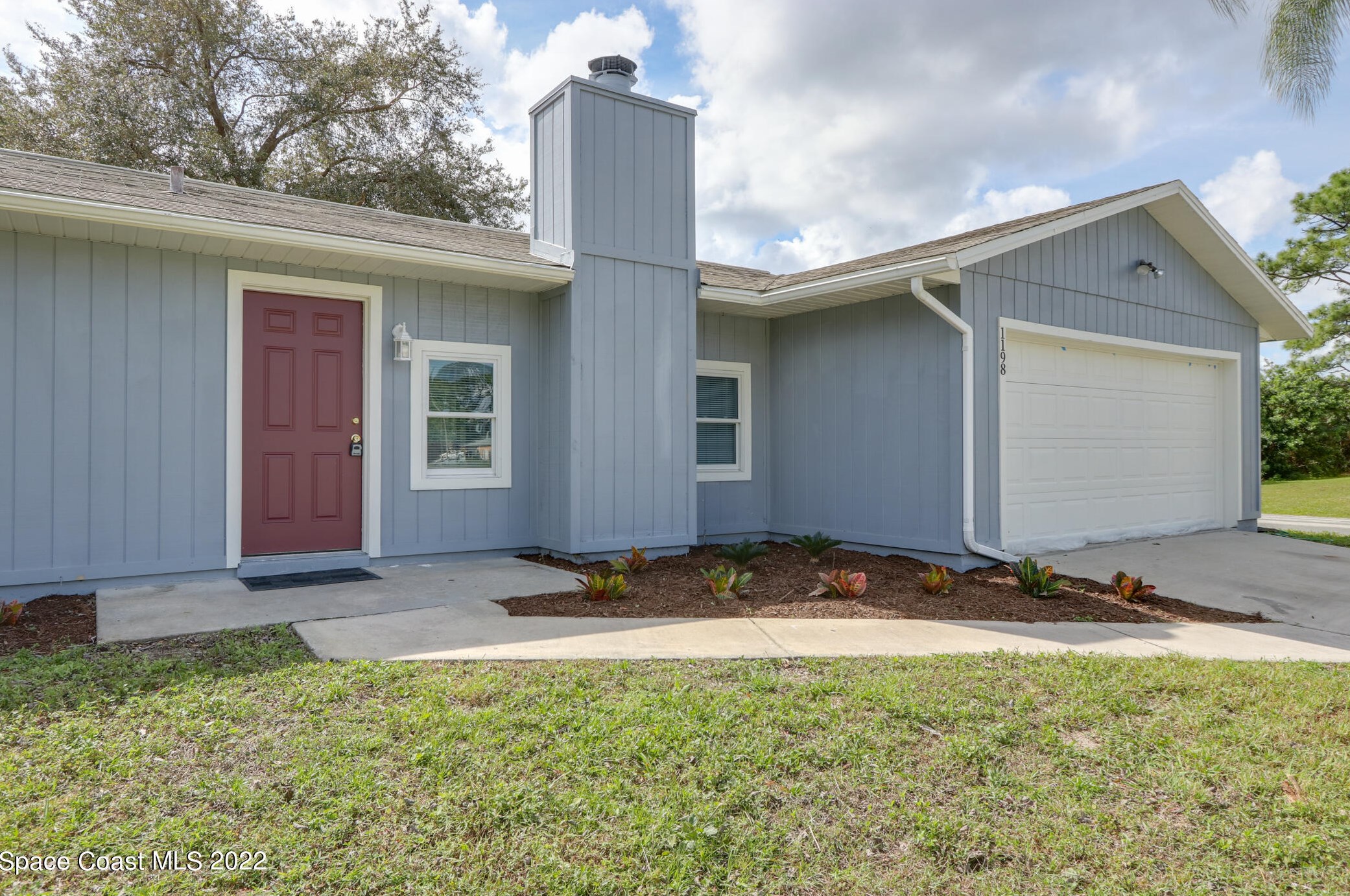 1198 Altamira St Nw, Melbourne, FL 32907